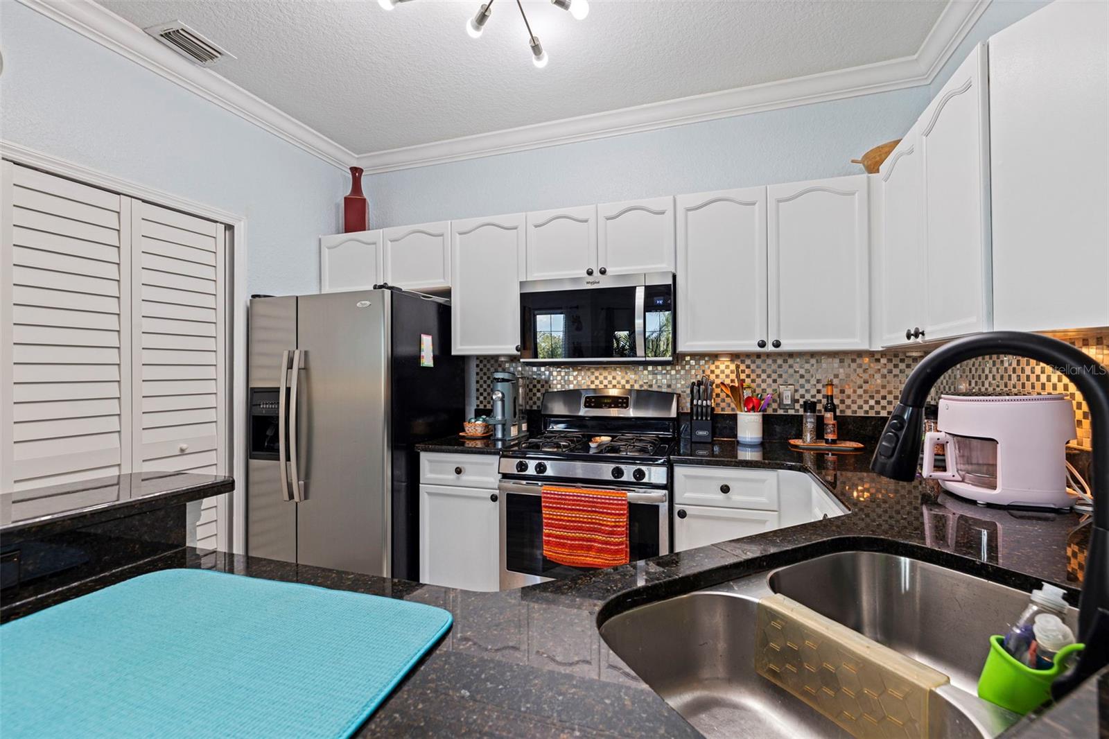 GRAND BELLAGIO AT BAYWATCH CONDO THE - Residential