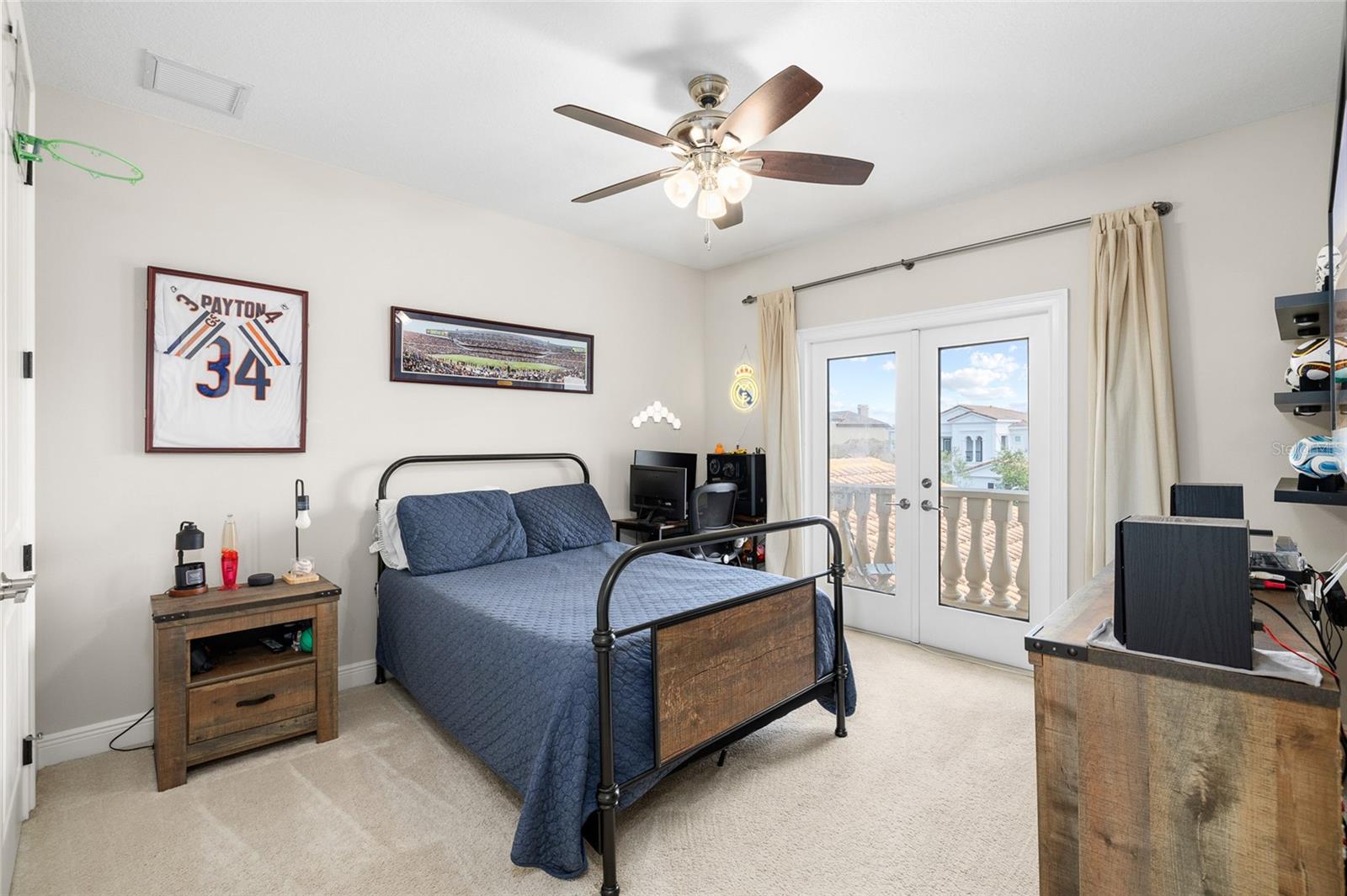 FISHHAWK CHAPMAN CROSSING - Residential