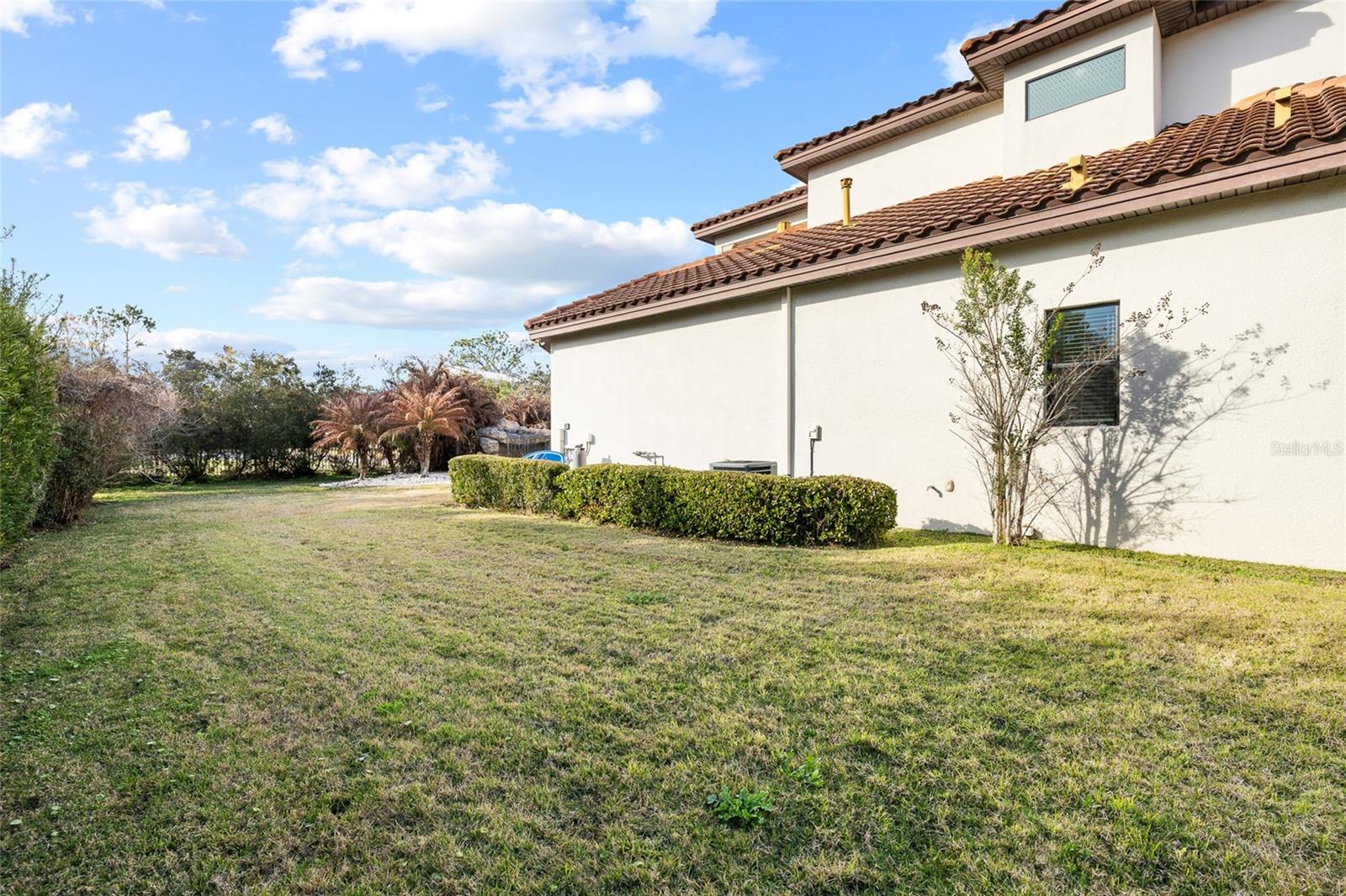 FISHHAWK CHAPMAN CROSSING - Residential