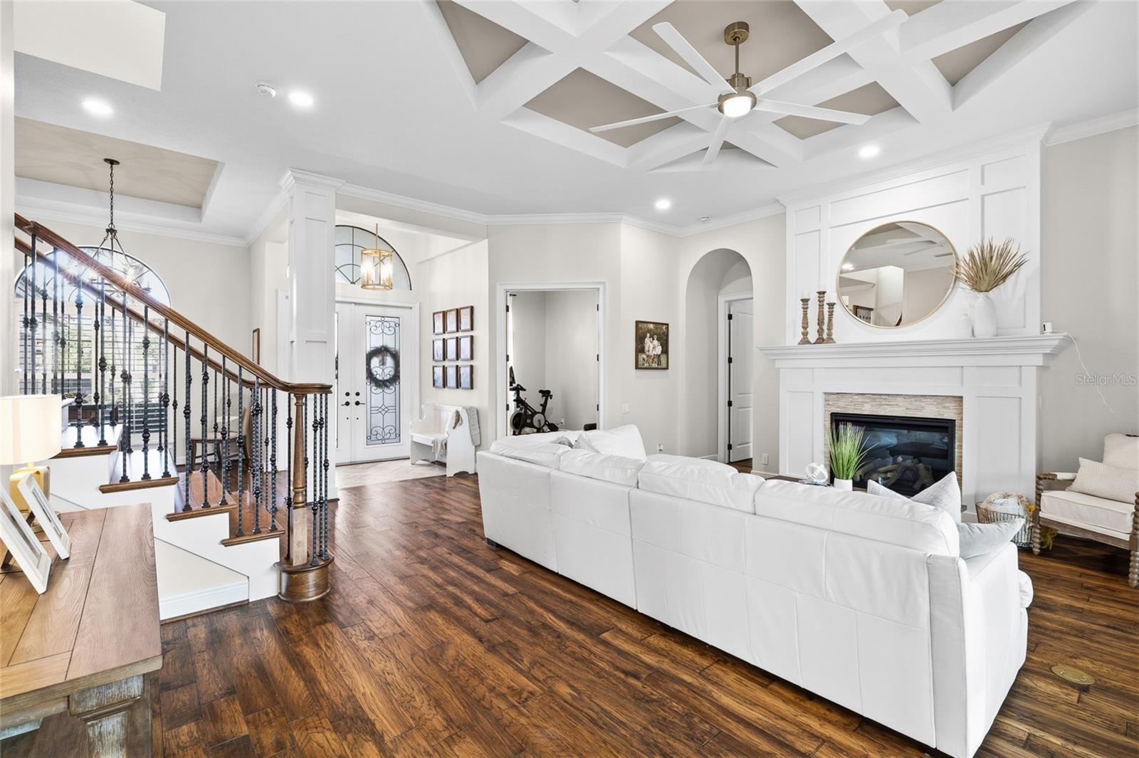 FISHHAWK CHAPMAN CROSSING - Residential