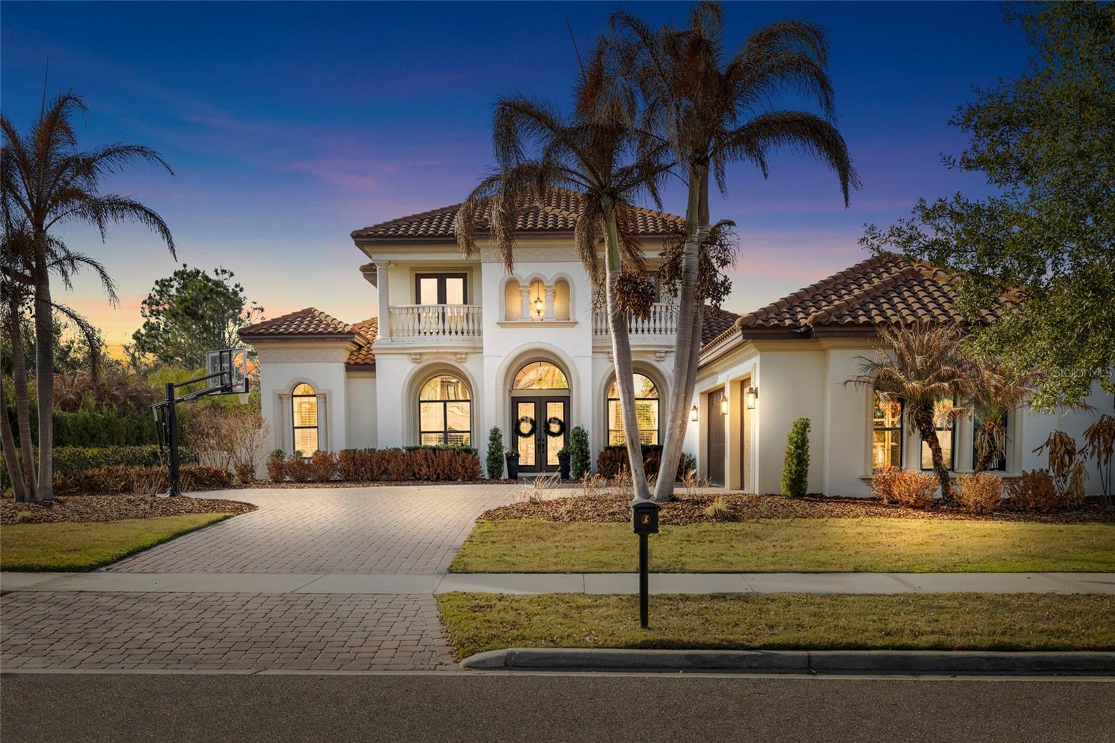 FISHHAWK CHAPMAN CROSSING - Residential