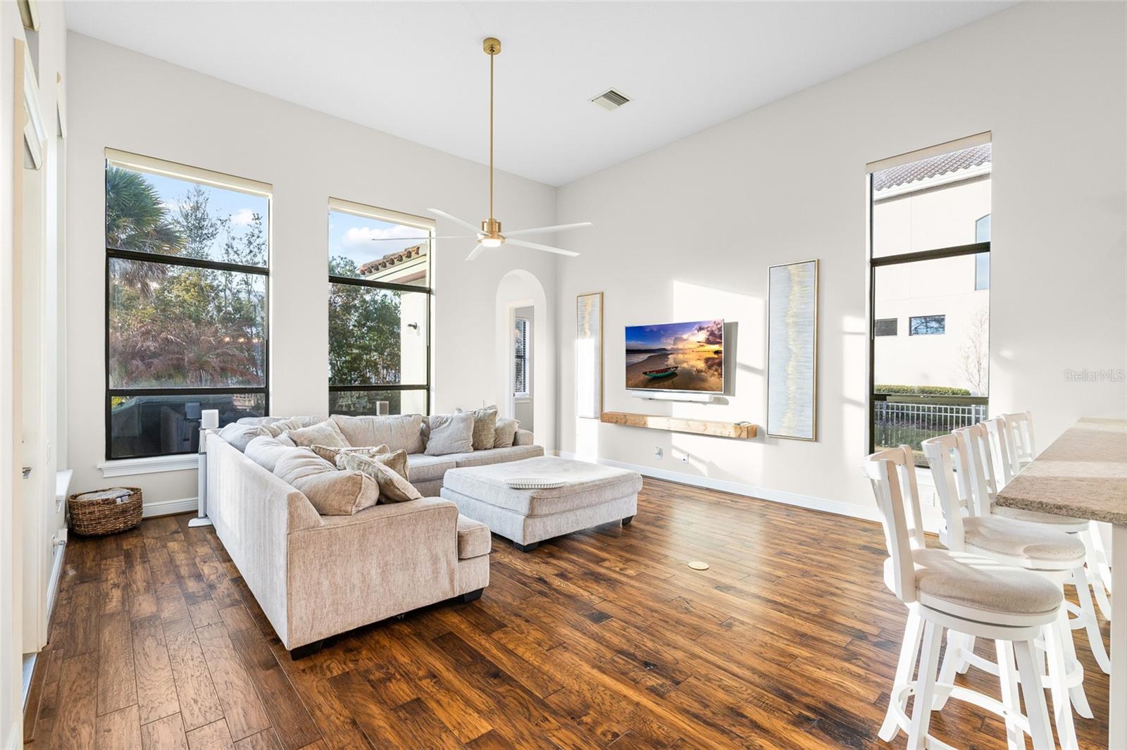 FISHHAWK CHAPMAN CROSSING - Residential