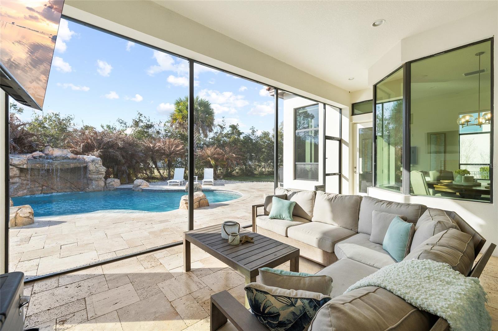 FISHHAWK CHAPMAN CROSSING - Residential