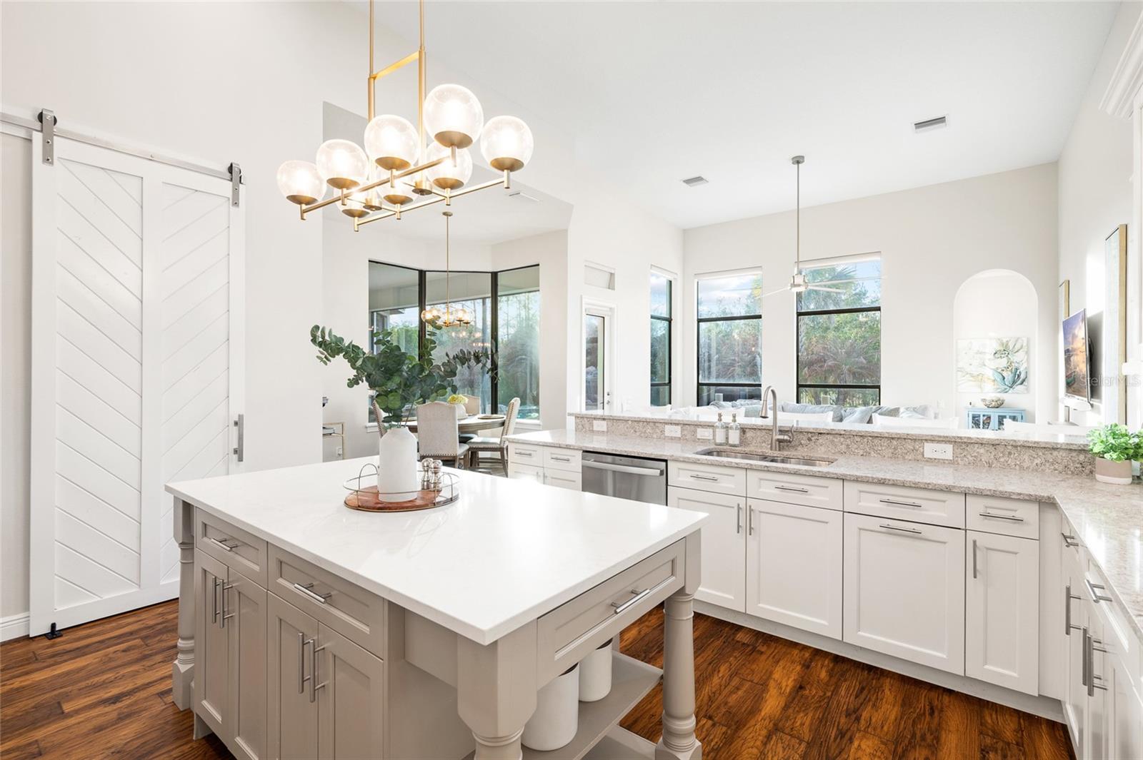 FISHHAWK CHAPMAN CROSSING - Residential