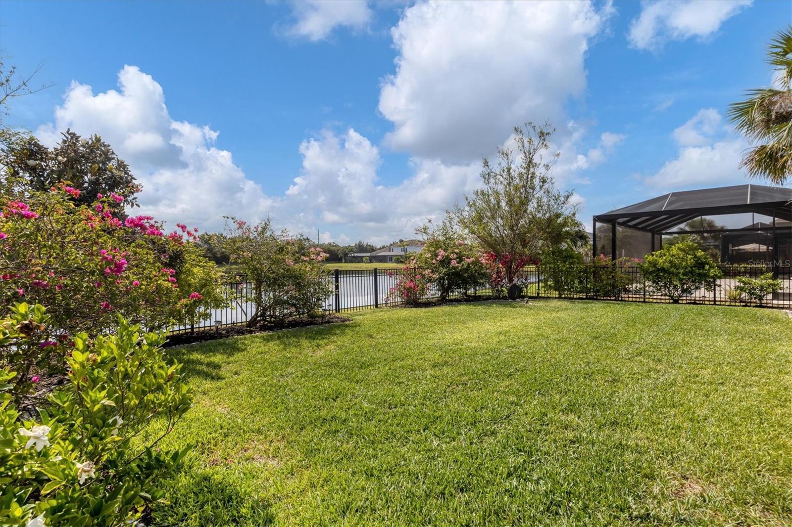 ARBOR LAKES ON PALMER RANCH - Residential