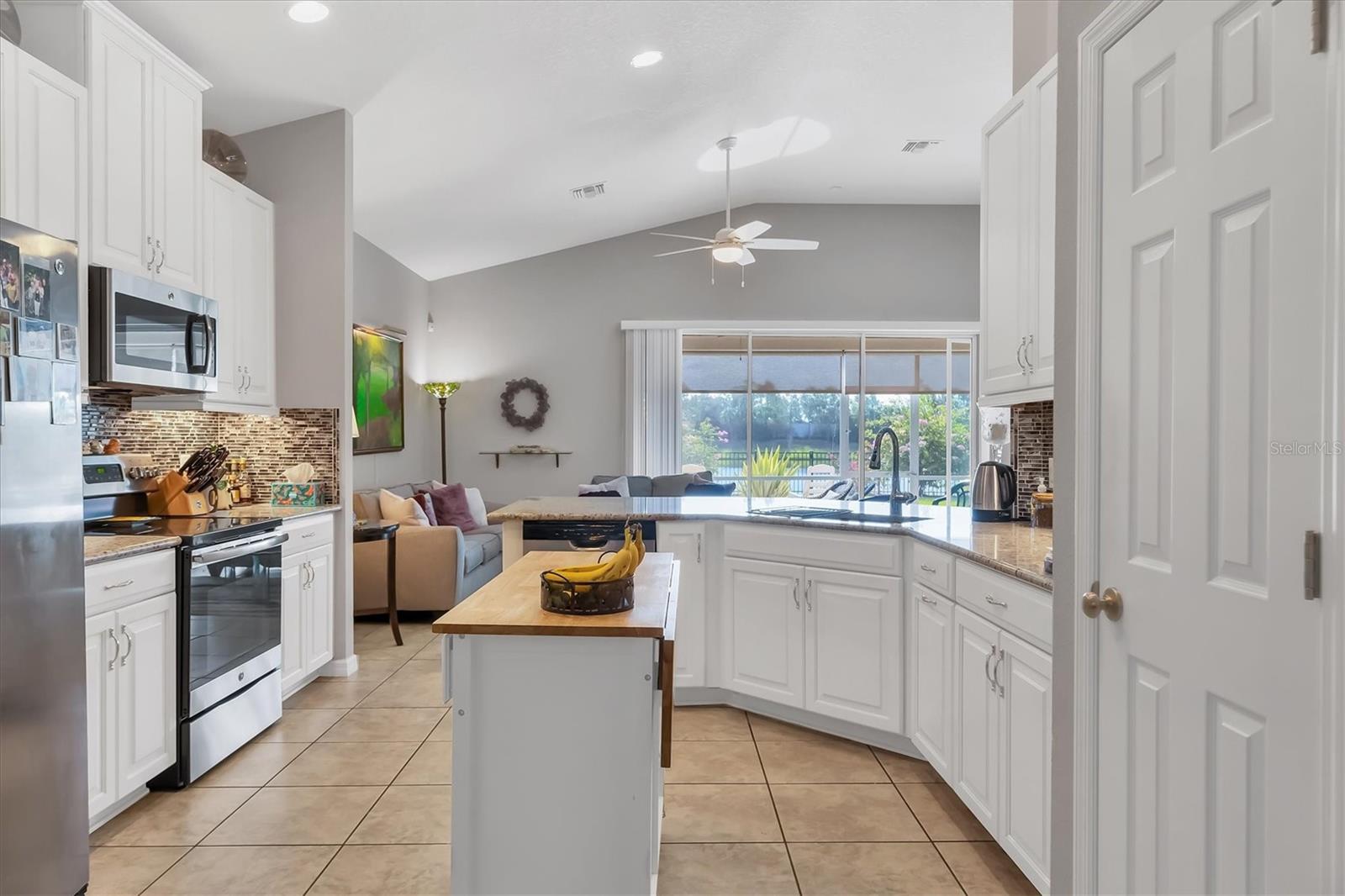 ARBOR LAKES ON PALMER RANCH - Residential