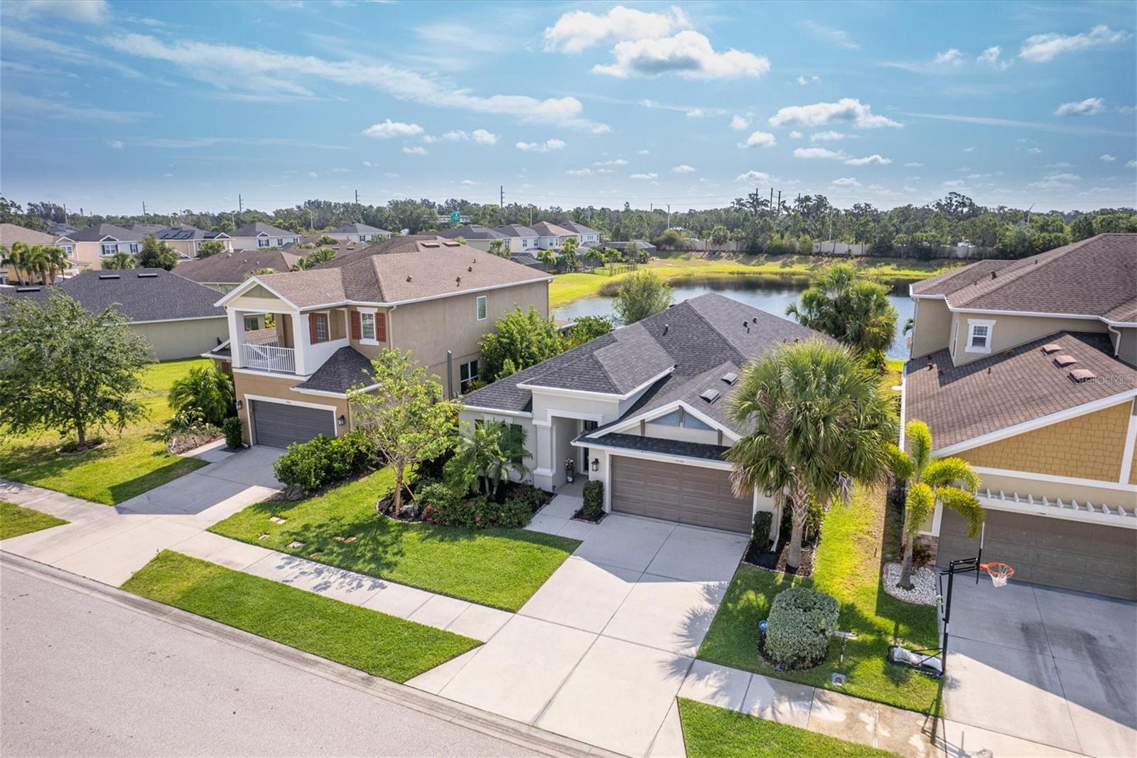 ARBOR LAKES ON PALMER RANCH - Residential