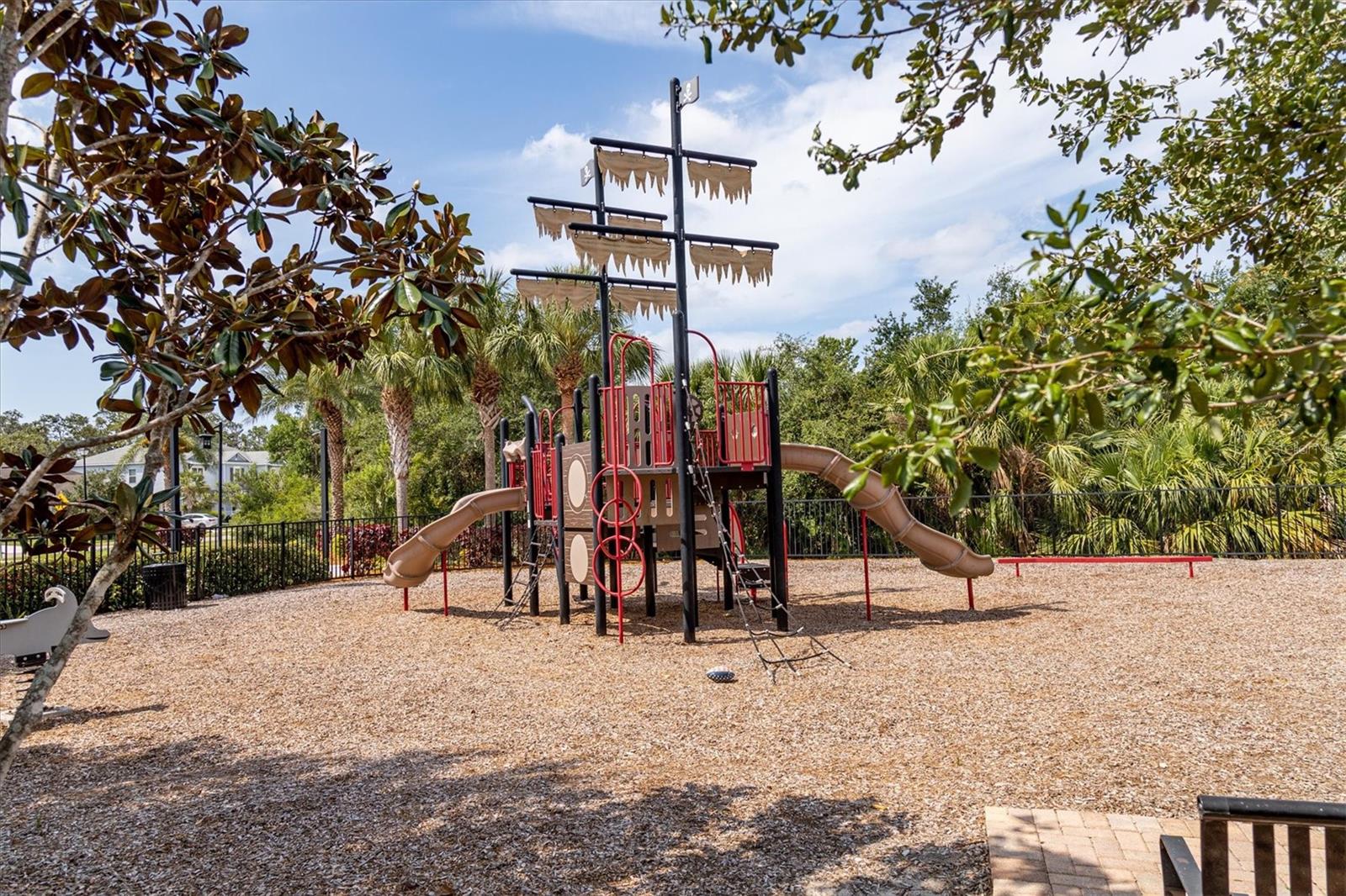 ARBOR LAKES ON PALMER RANCH - Residential