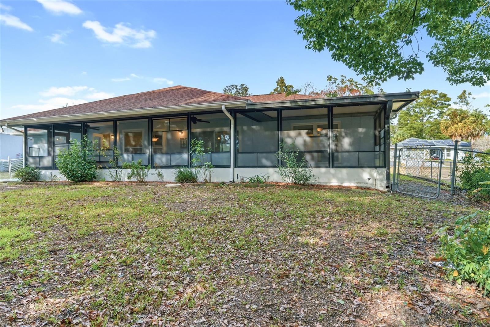 RAINBOW LAKES ESTATE - Residential