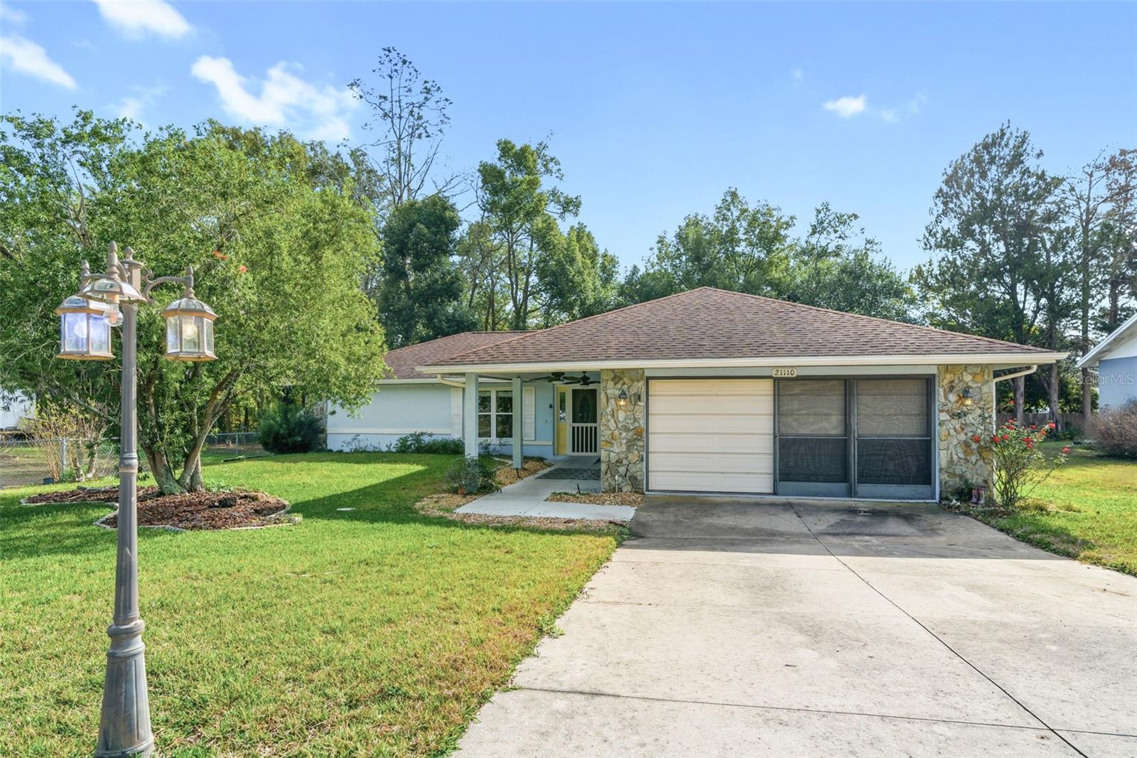 RAINBOW LAKES ESTATE - Residential