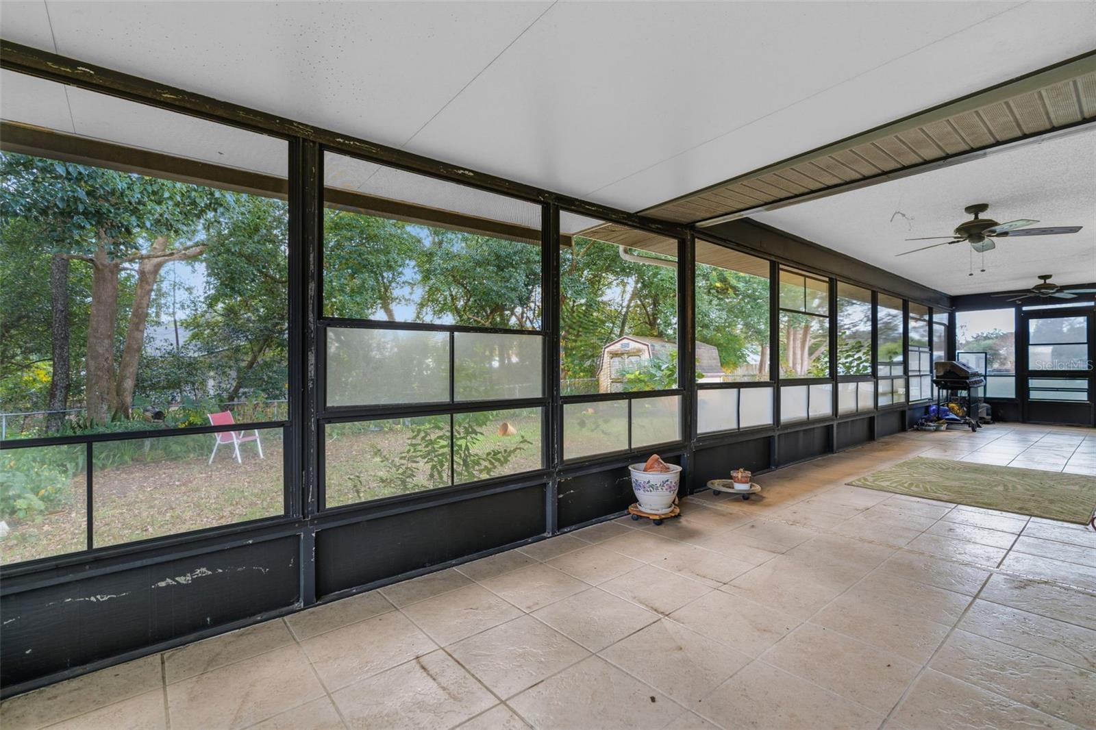 RAINBOW LAKES ESTATE - Residential