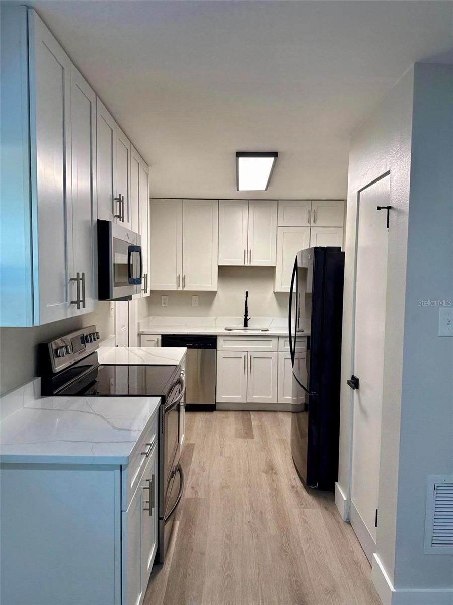 RIDGEWOOD ESTATES ADD 02 RESUB 01 - Residential