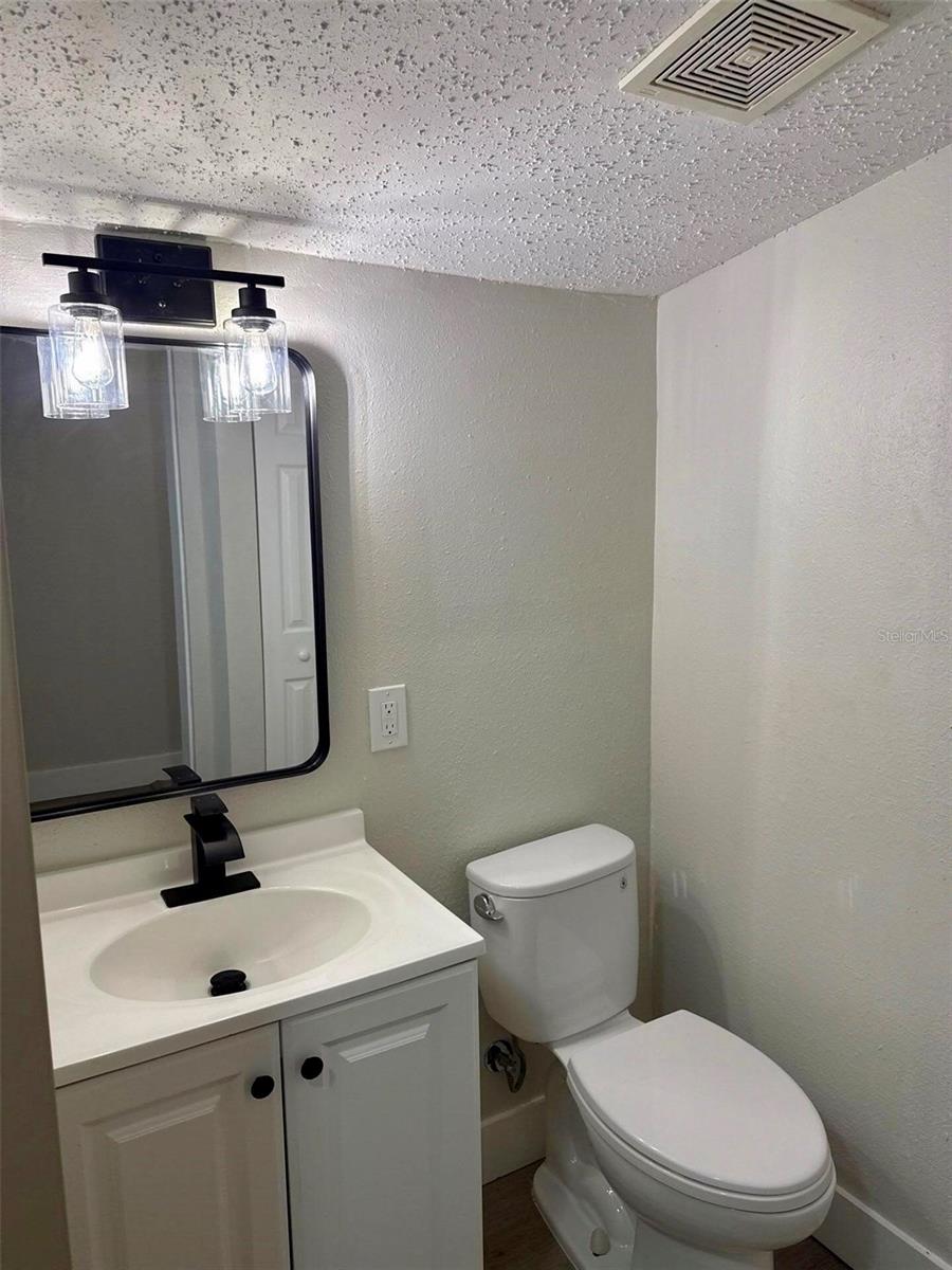 RIDGEWOOD ESTATES ADD 02 RESUB 01 - Residential