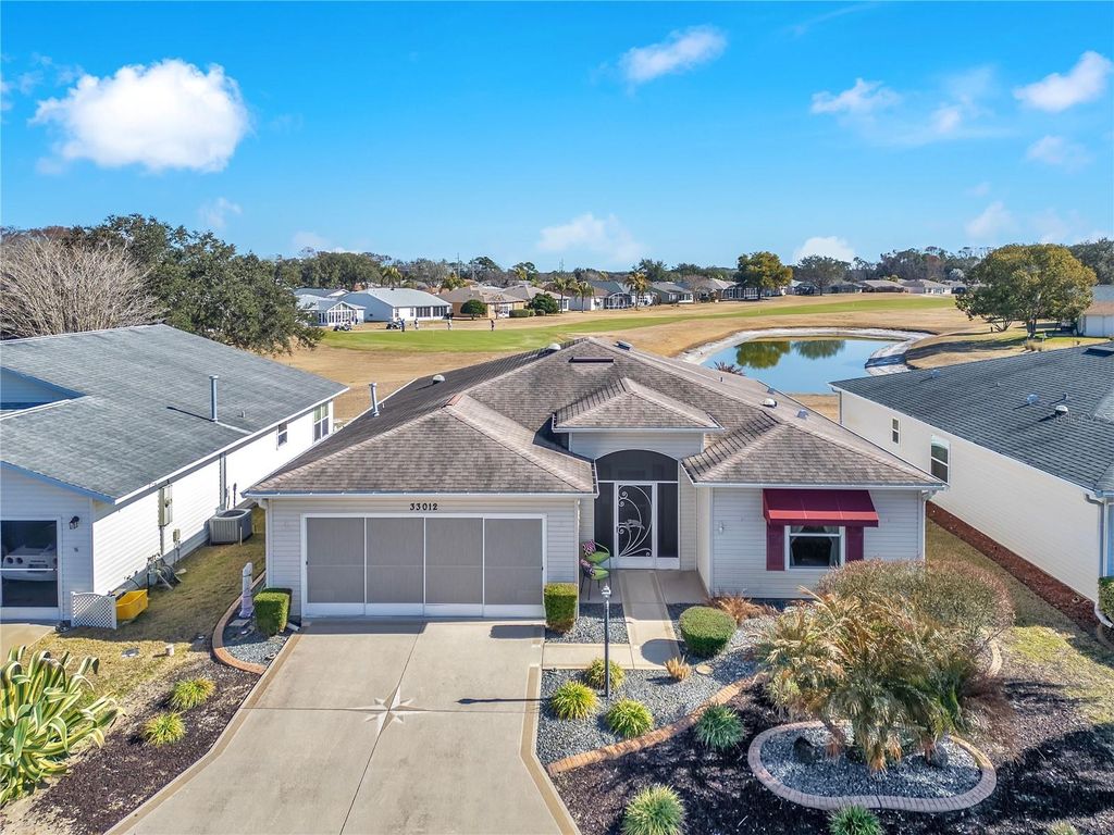 Photo of 33012 Pennbrooke Parkway, Leesburg, FL 34748 (MLS # G5107640)