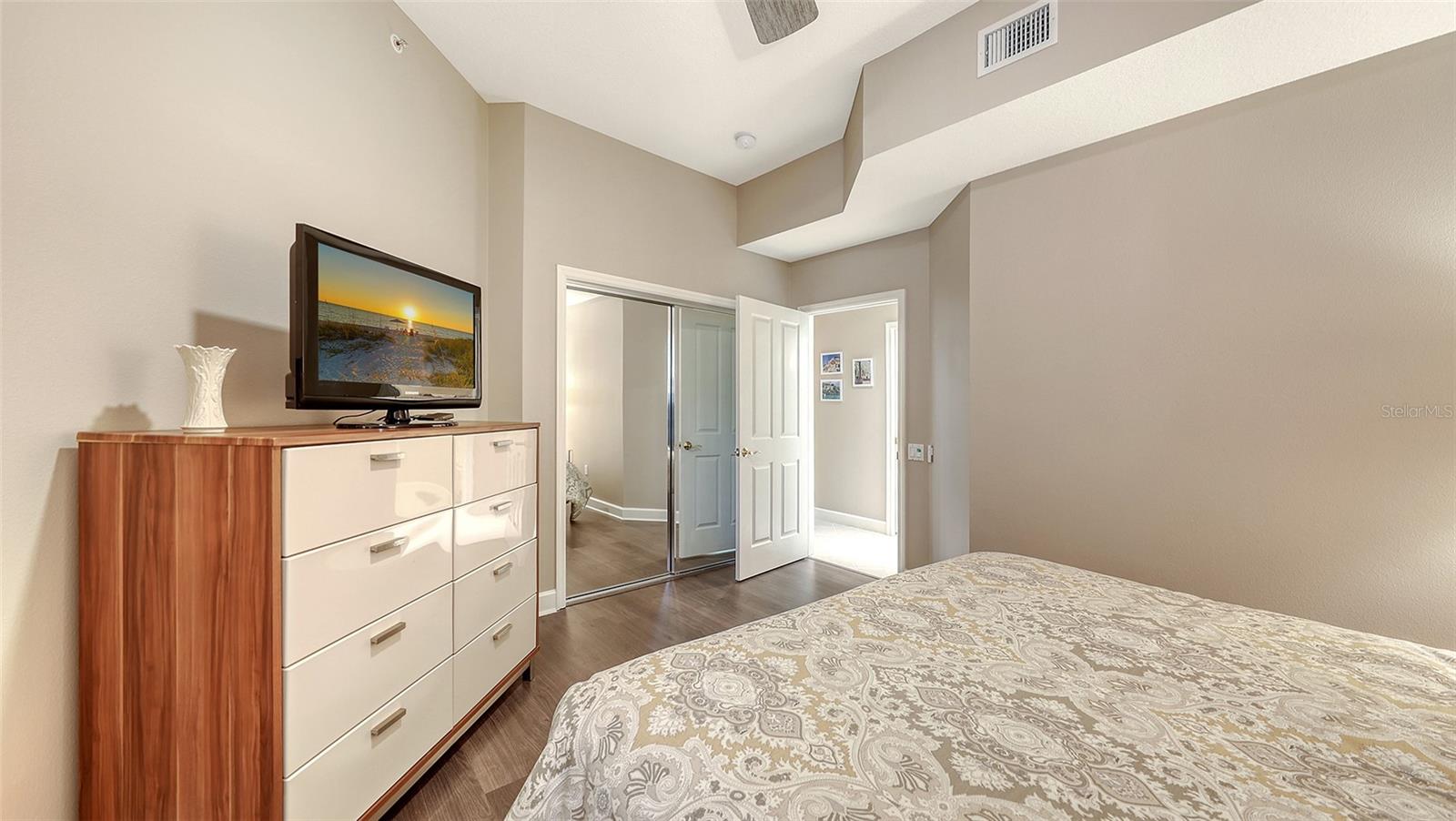 BOTANICA - Residential