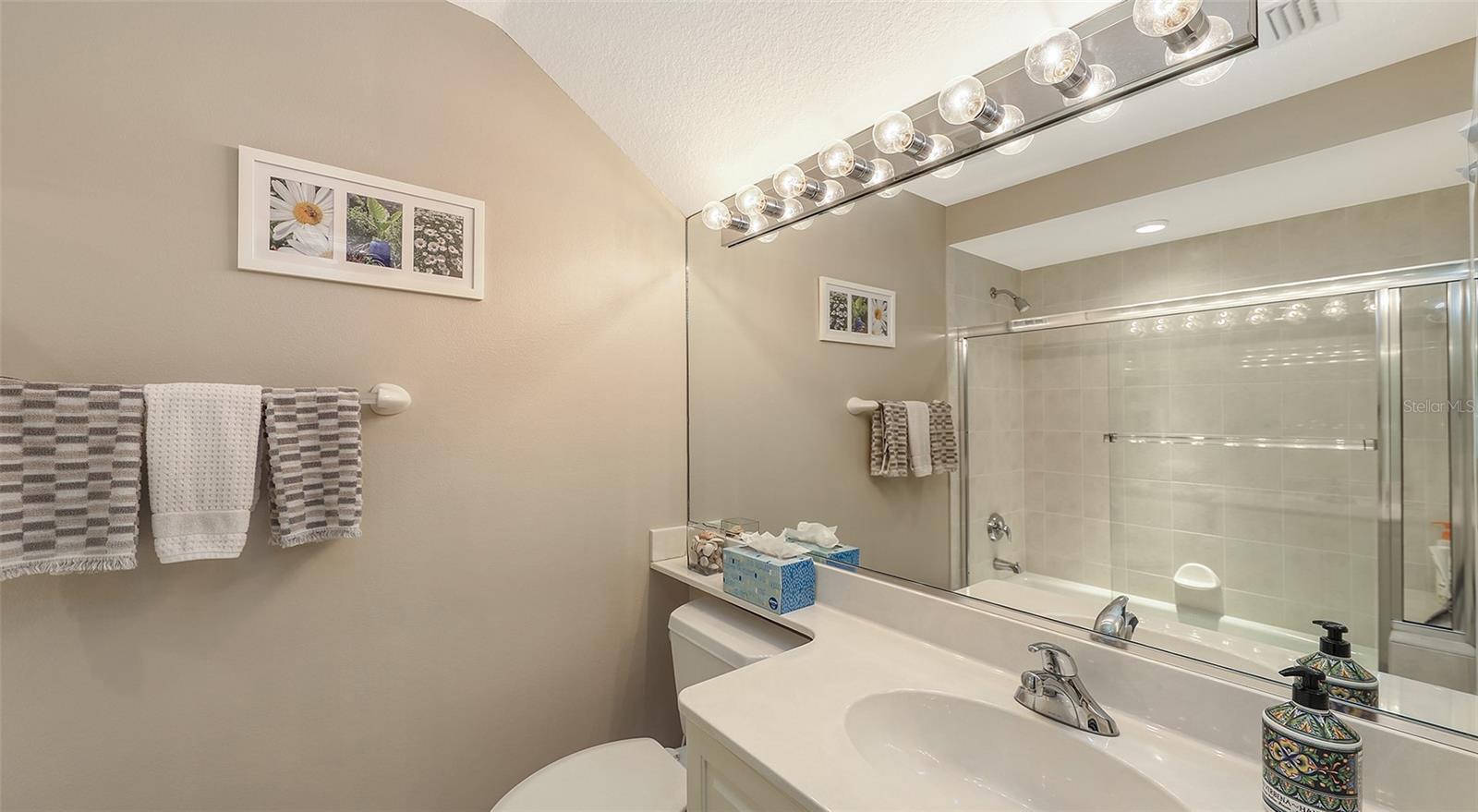 BOTANICA - Residential