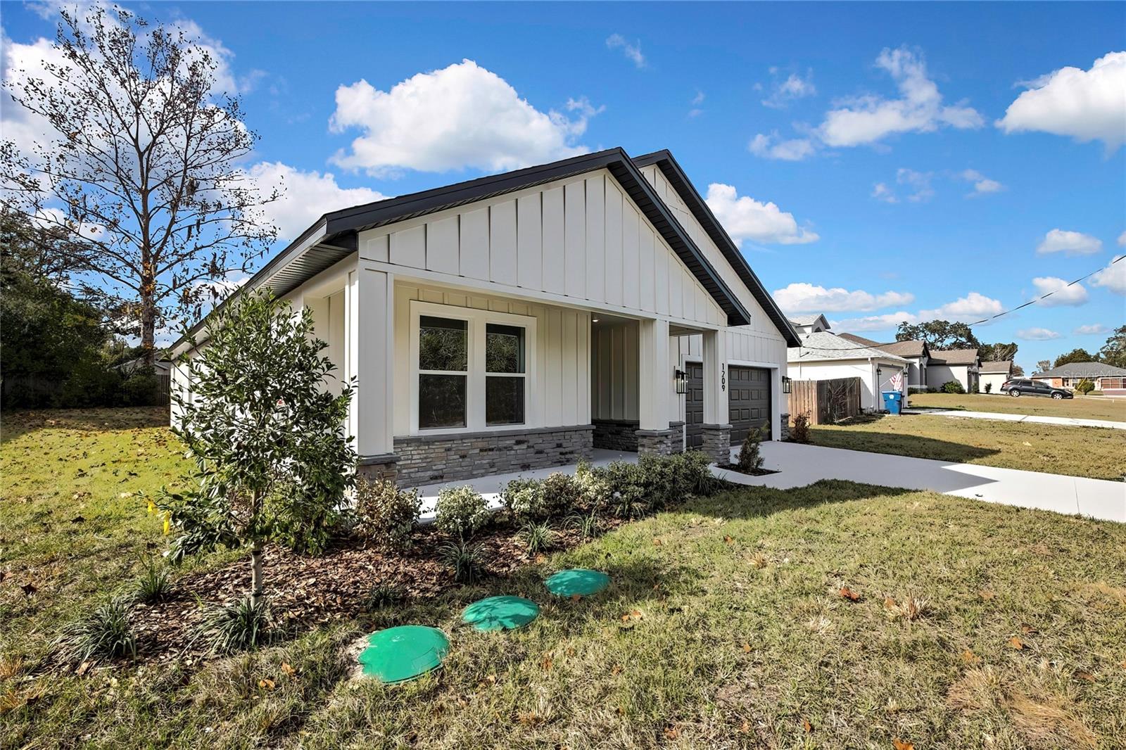 SPRING HILL - Residential