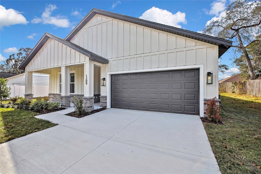 Photo of 1209 Bardahl Avenue, Spring Hill, FL 34609 (MLS # O6373652)