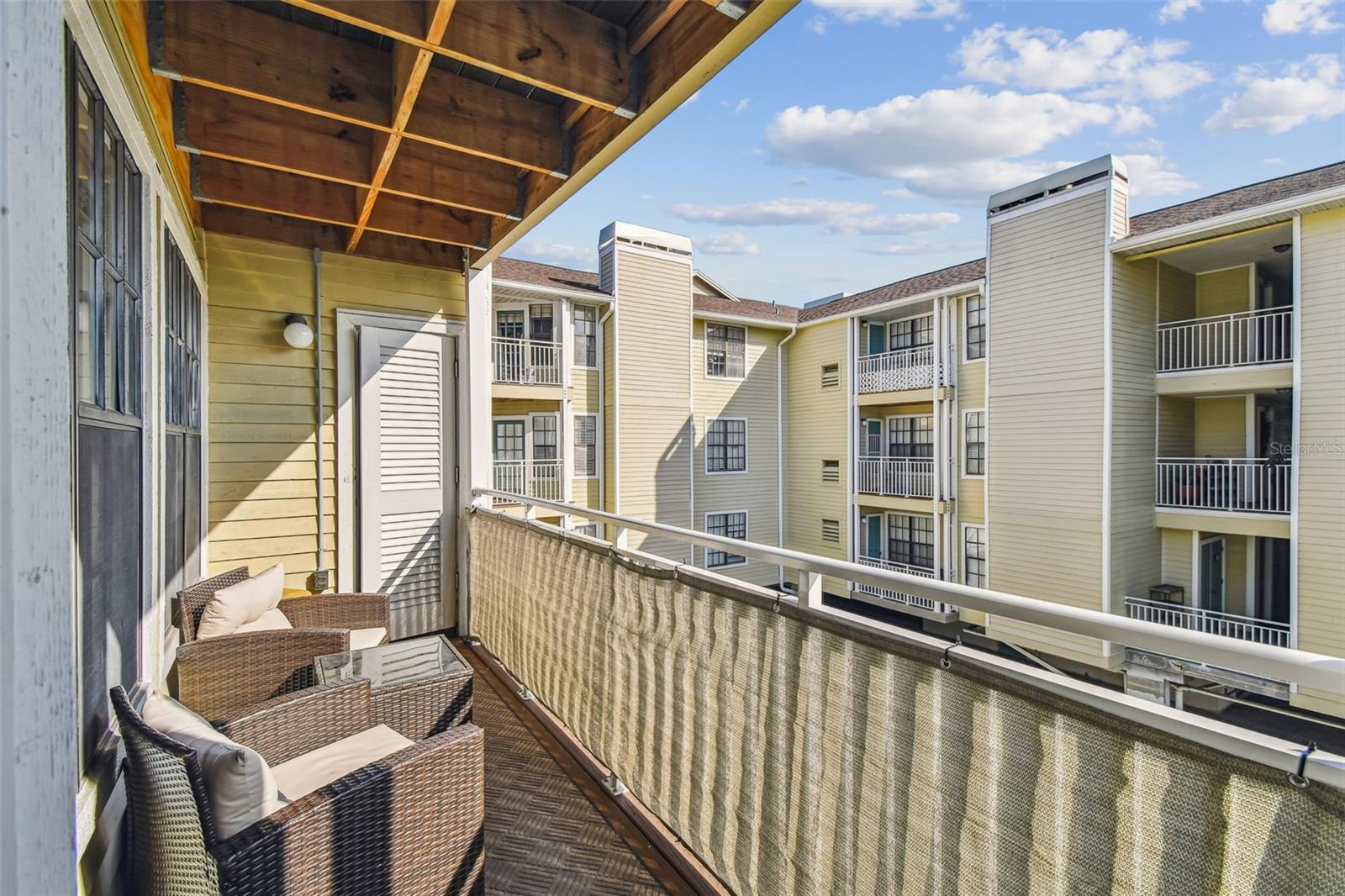 HYDE PARK PLACE II A CONDOMINI - Residential