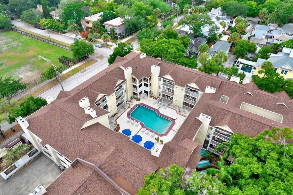 Photo of 1000 W Horatio Street #212, Tampa, FL 33606 (MLS # TB8456363)