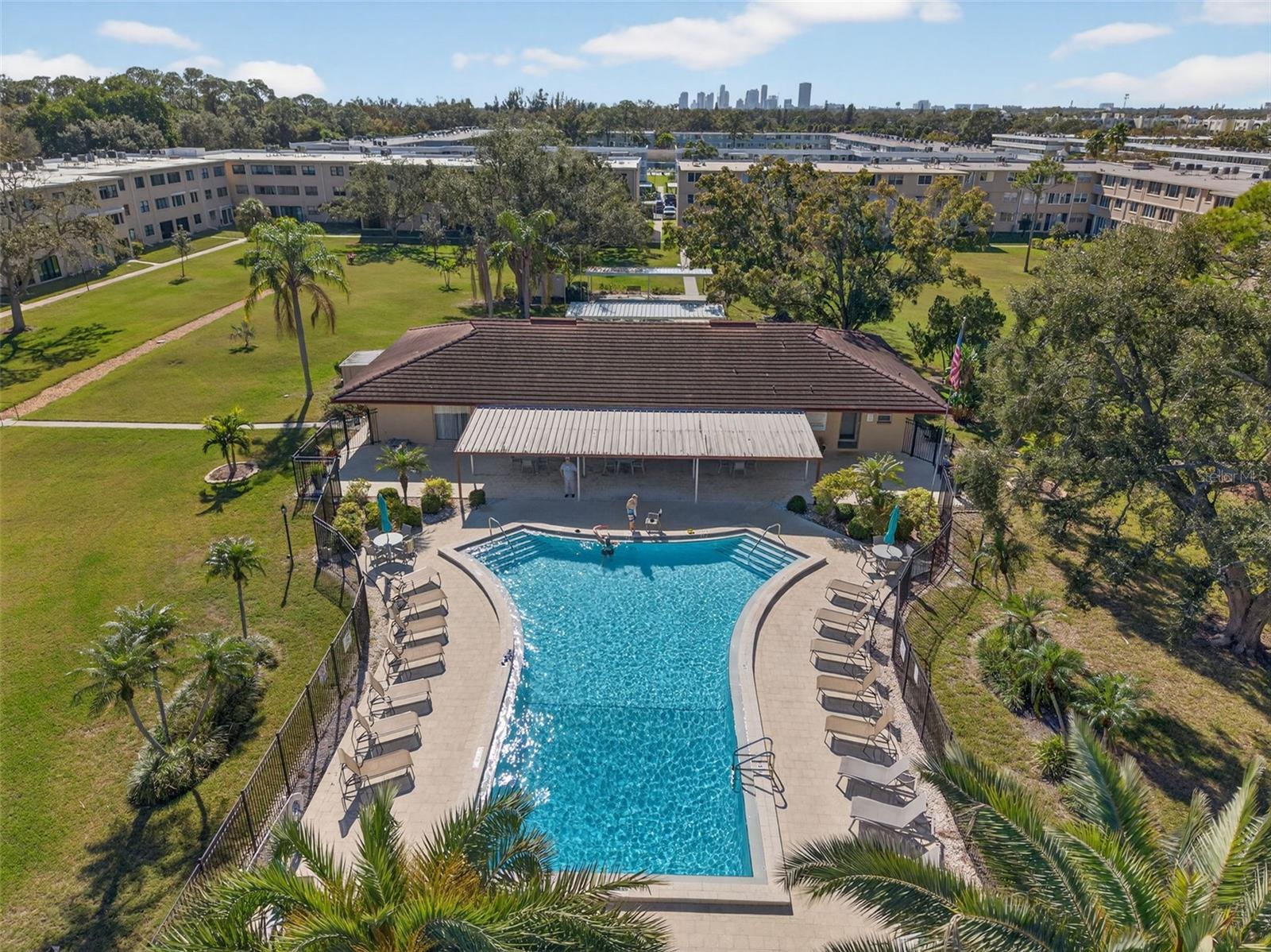 WINSTON PARK NORTHEAST - Residential