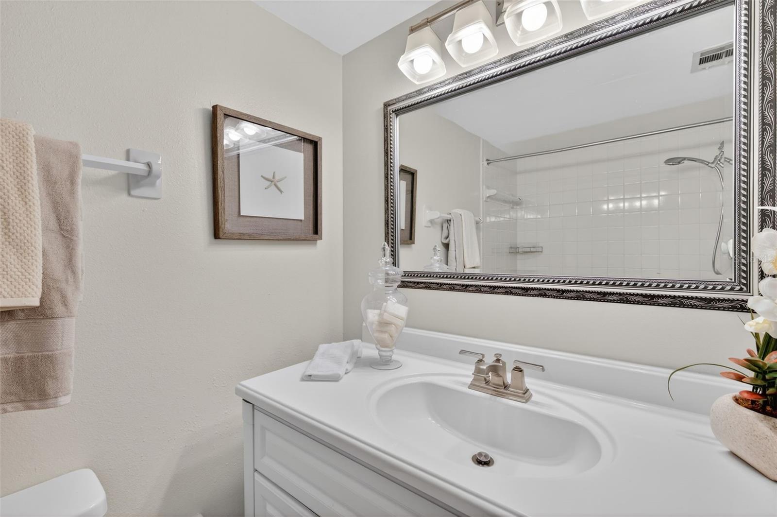 WINSTON PARK NORTHEAST - Residential