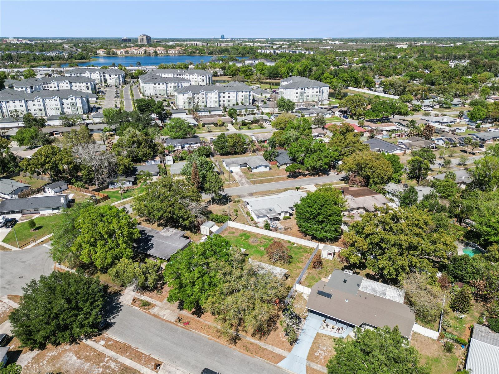 KINGSWOOD MANOR 1ST ADD - Residential