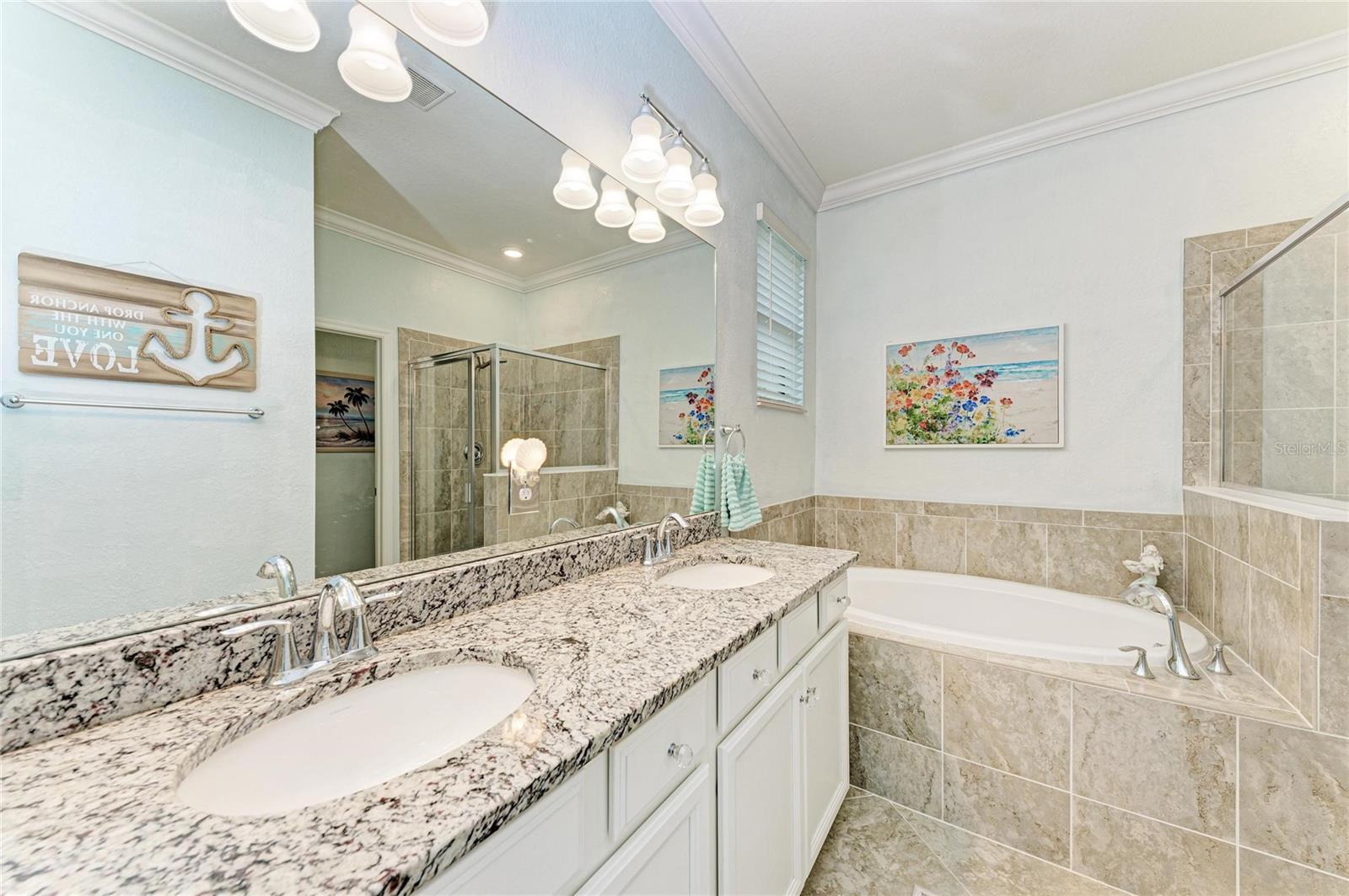 GRAN PARADISO PH 1 - Residential