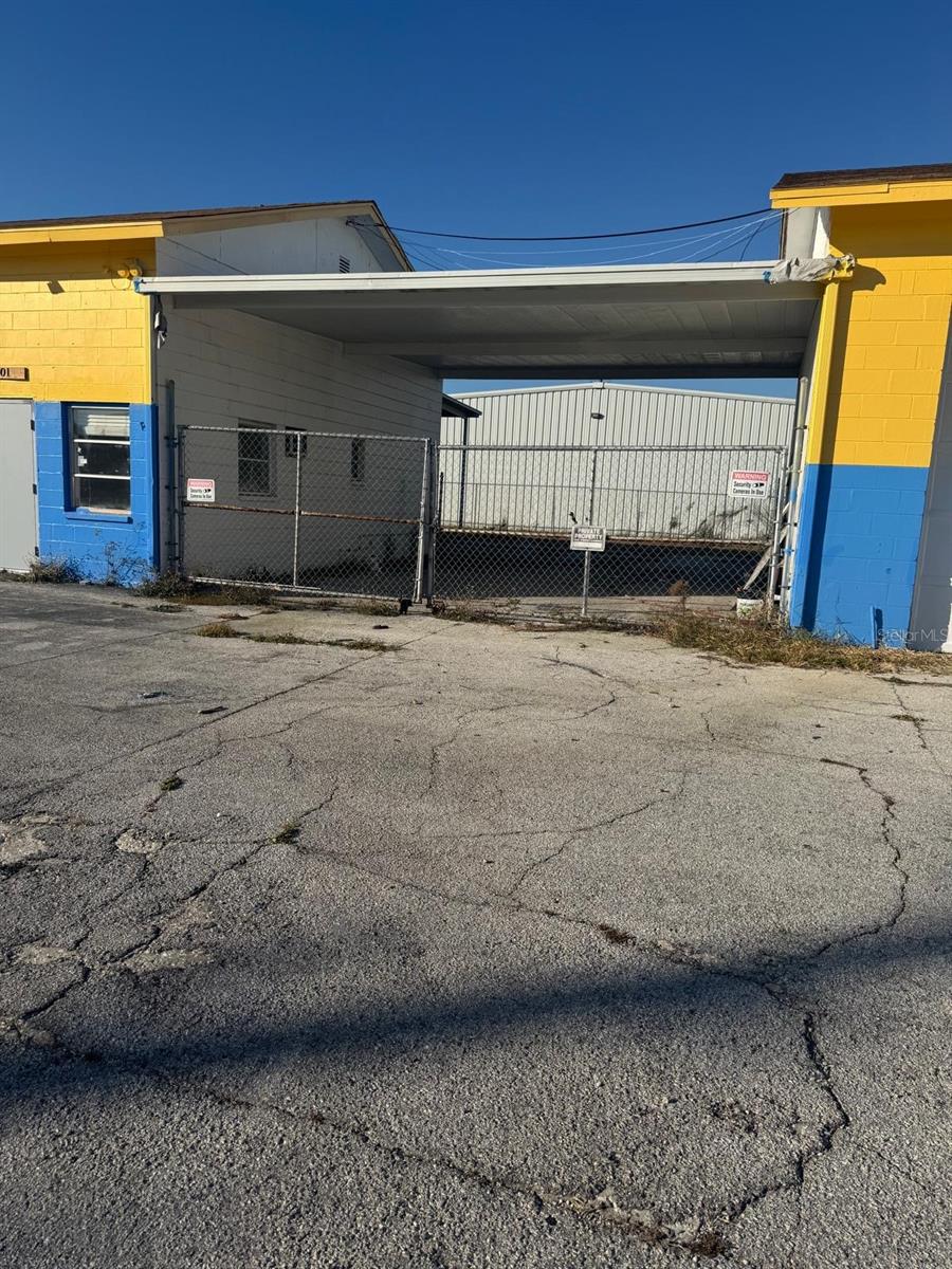 GULF BREEZE ESTATES - Commercial Lease