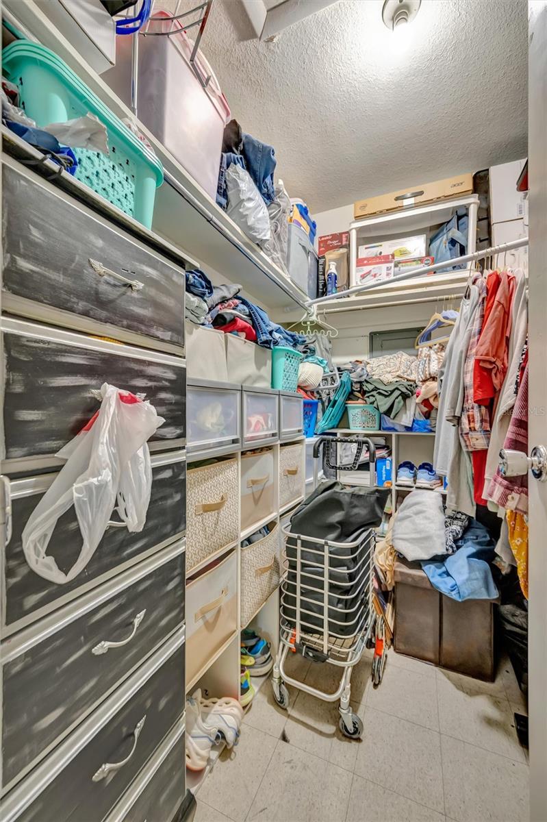 SEMINOLE GARDEN APTS CO-OP - Residential