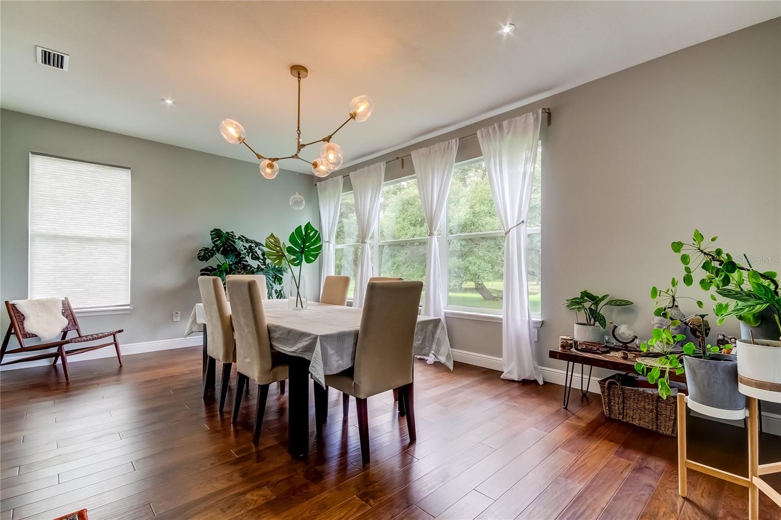 CANTERBURY VILLAGE - Residential Lease