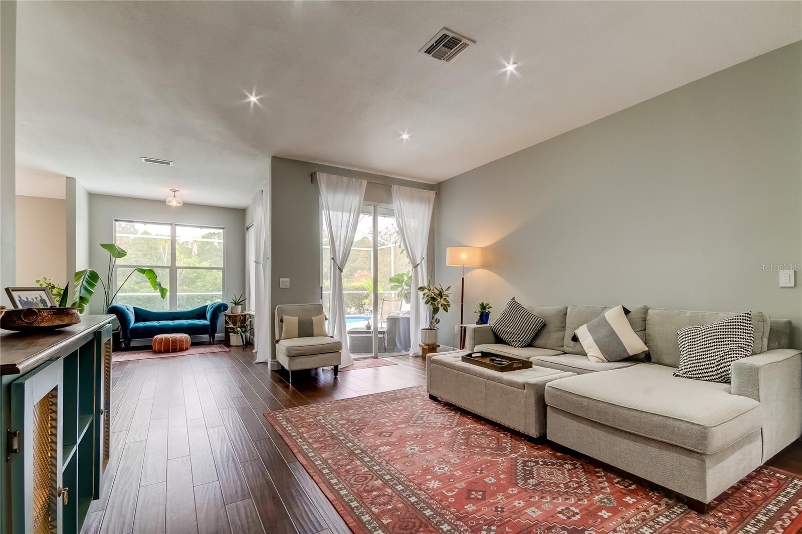 CANTERBURY VILLAGE - Residential Lease