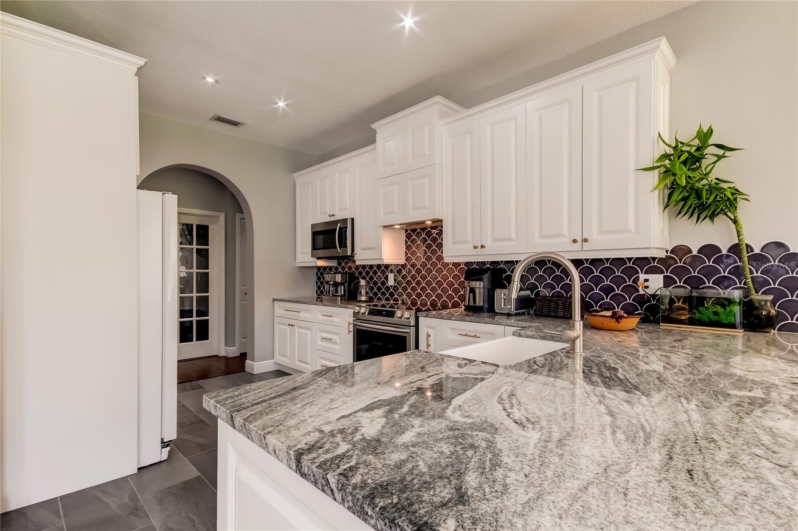CANTERBURY VILLAGE - Residential Lease