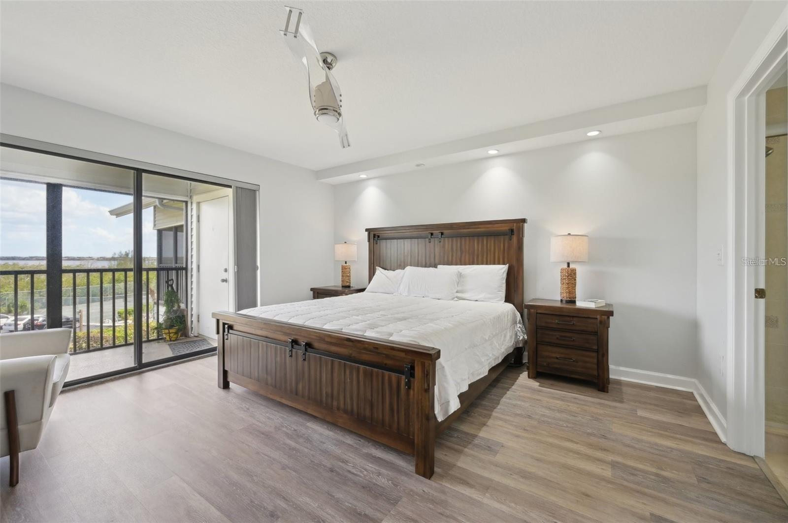 RIVER PLACE - Residential Lease