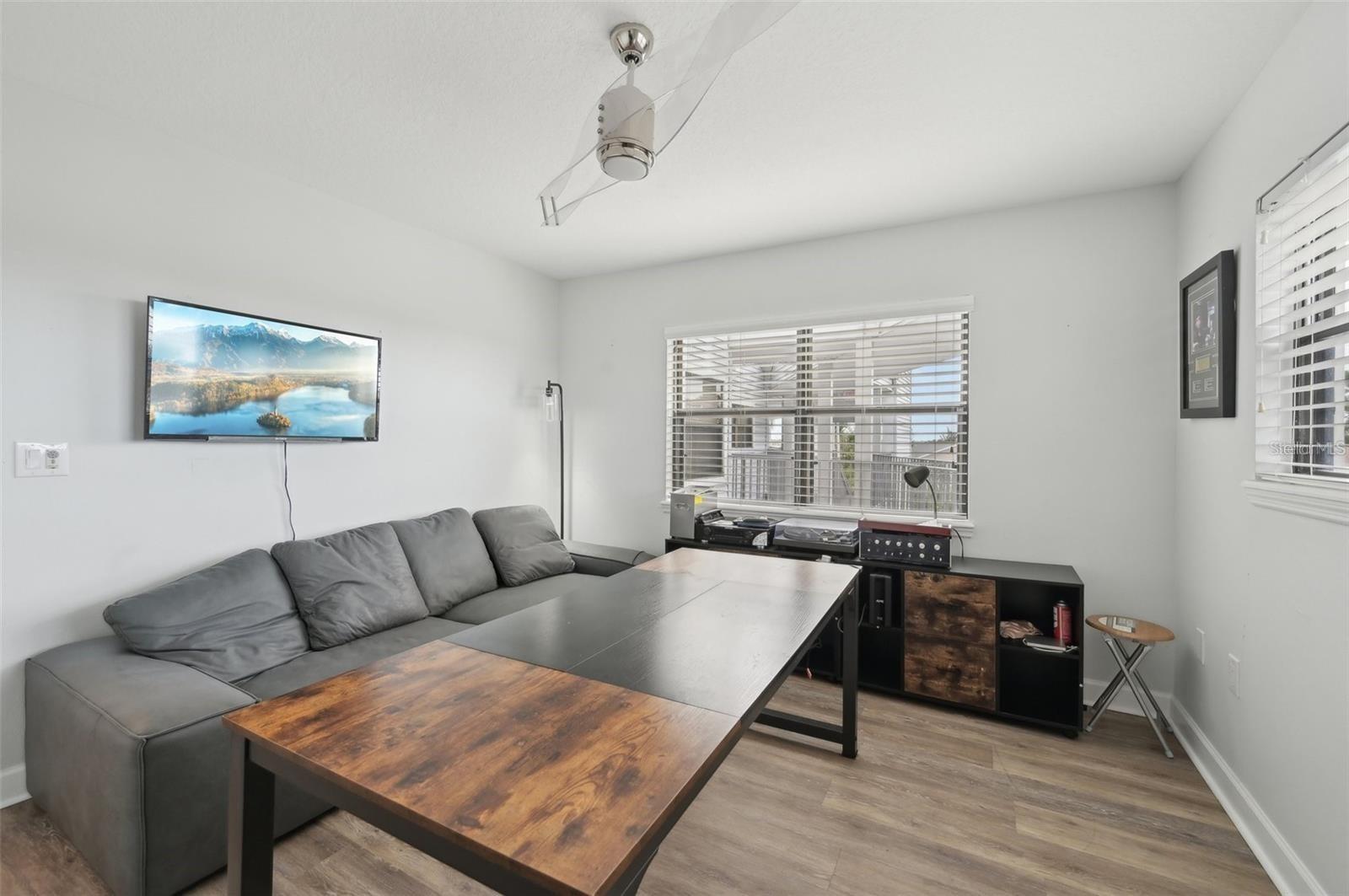 RIVER PLACE - Residential Lease