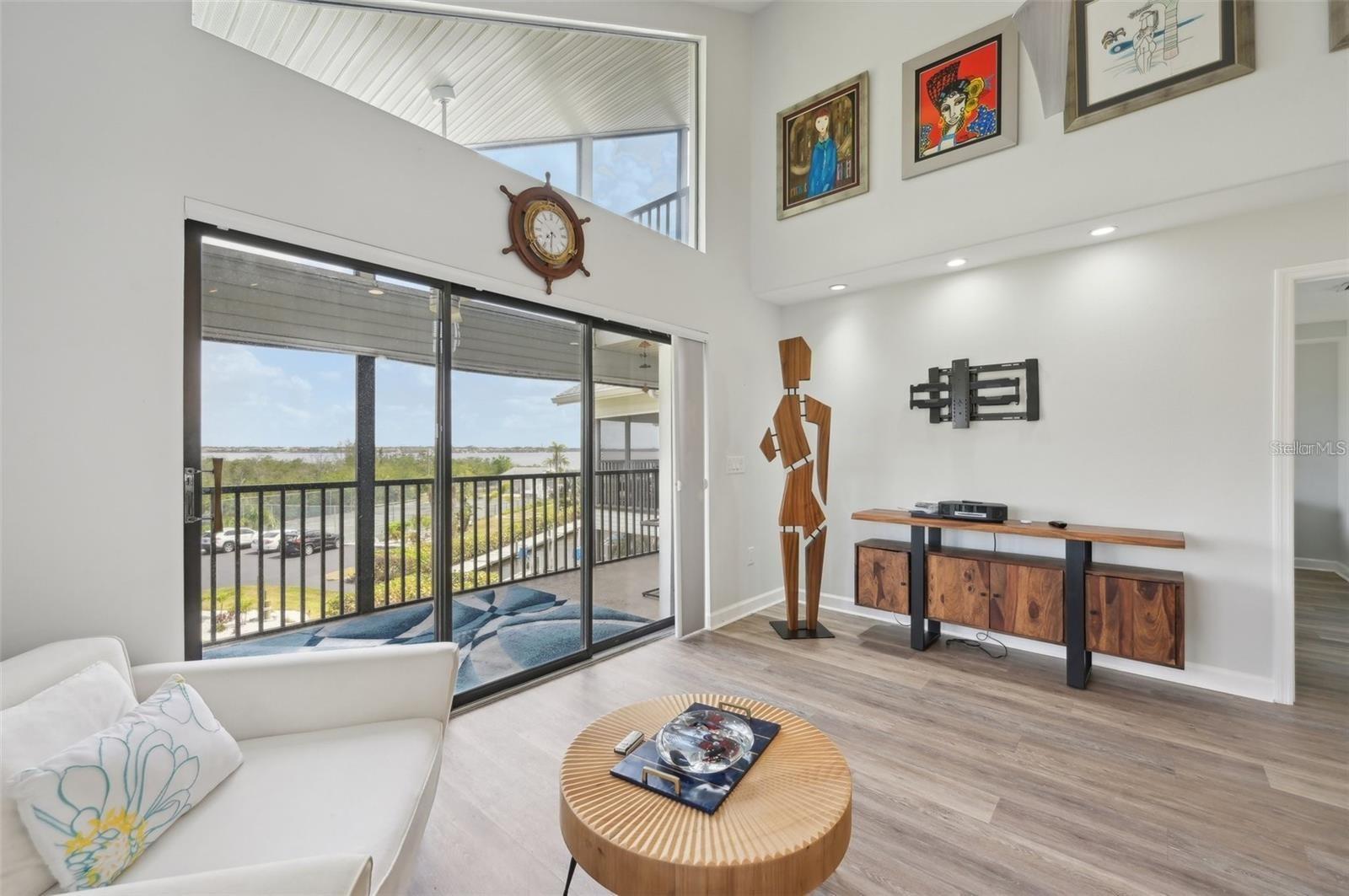 RIVER PLACE - Residential Lease