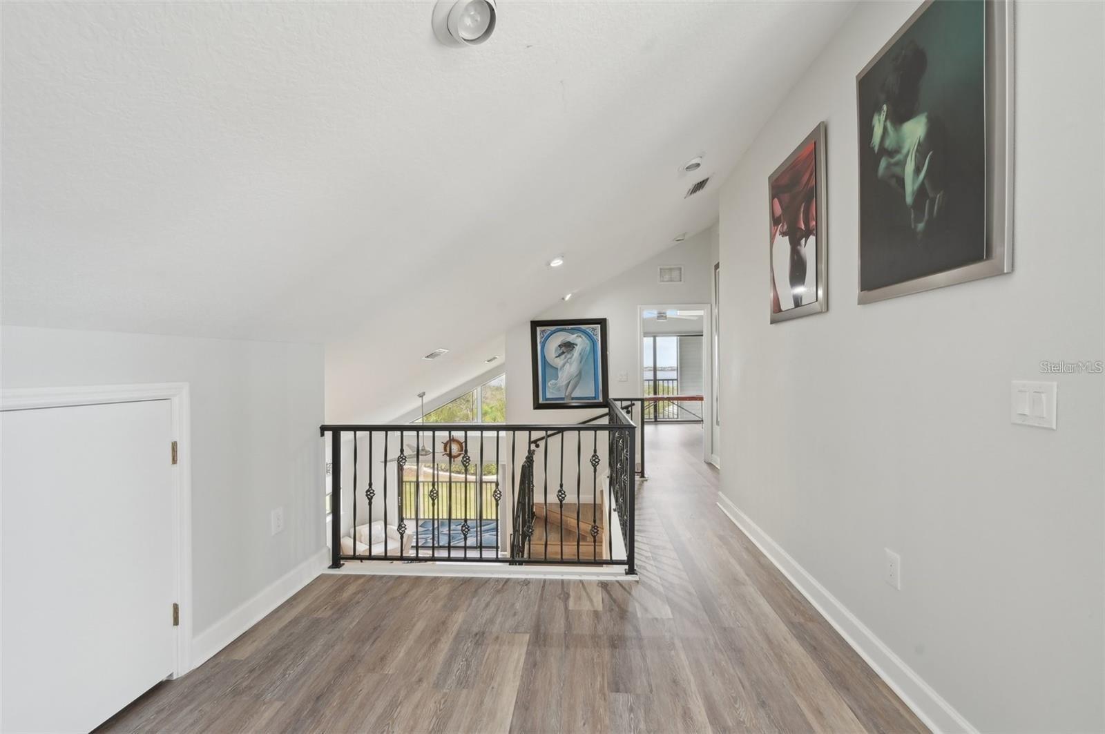 RIVER PLACE - Residential Lease