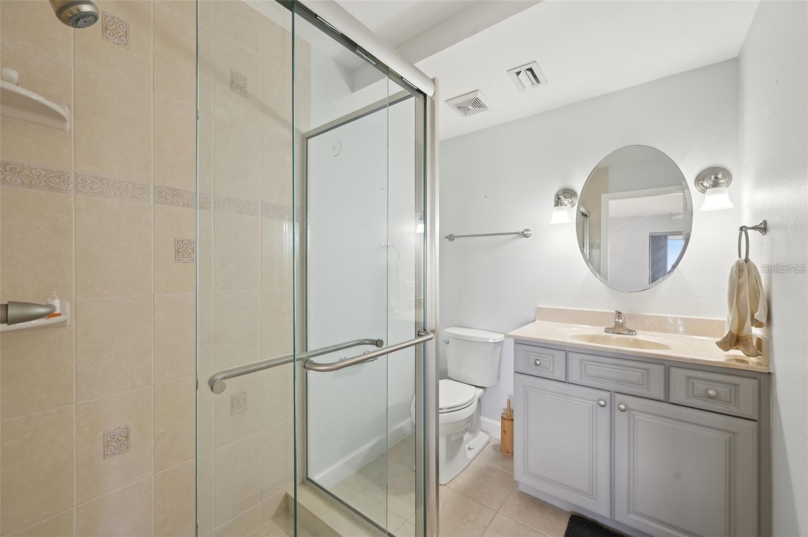 RIVER PLACE - Residential Lease