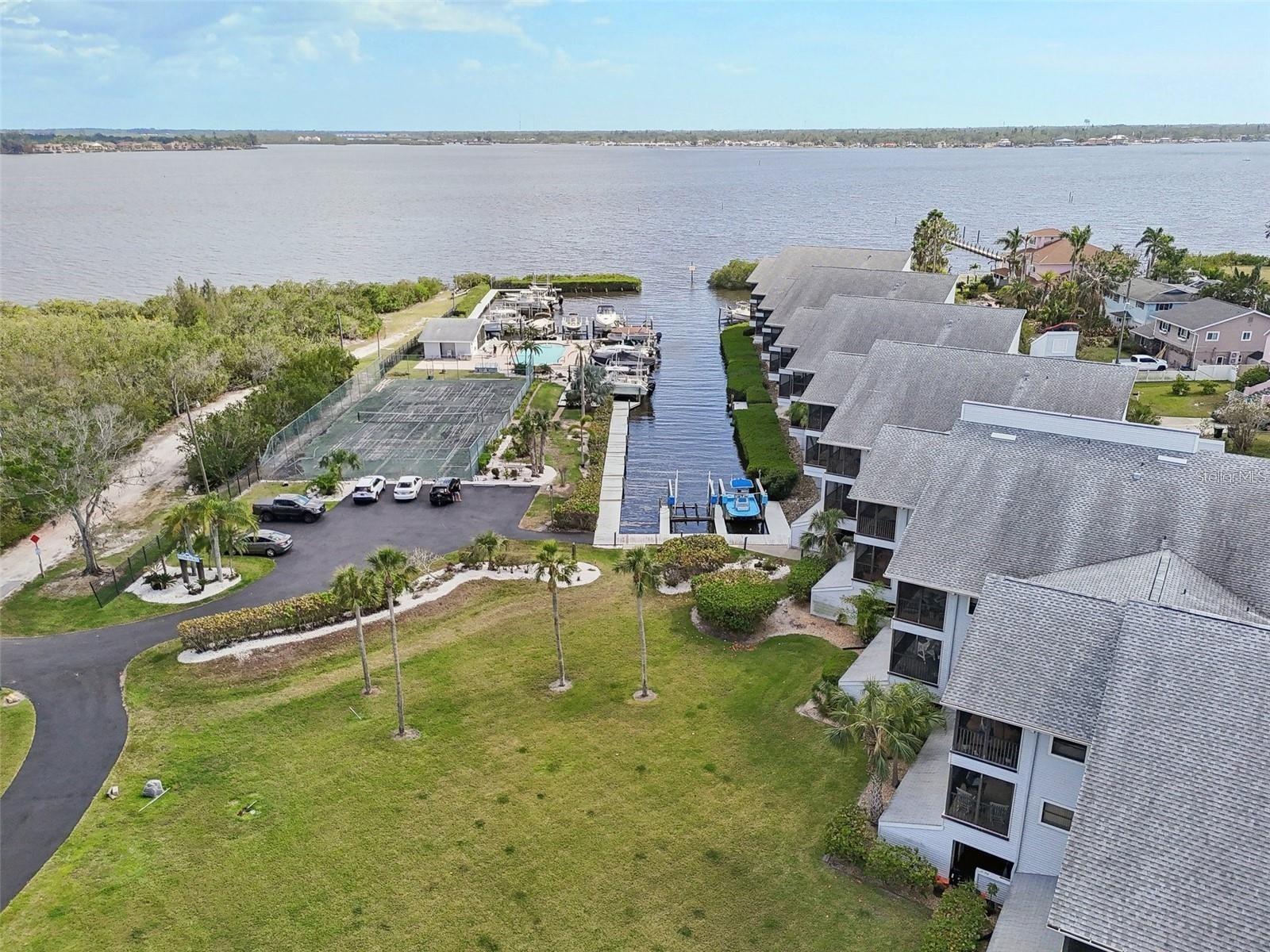 RIVER PLACE - Residential Lease