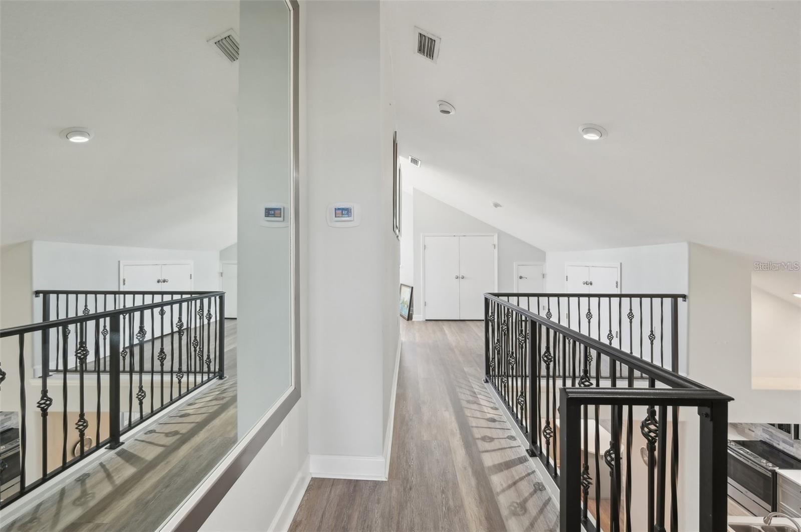 RIVER PLACE - Residential Lease