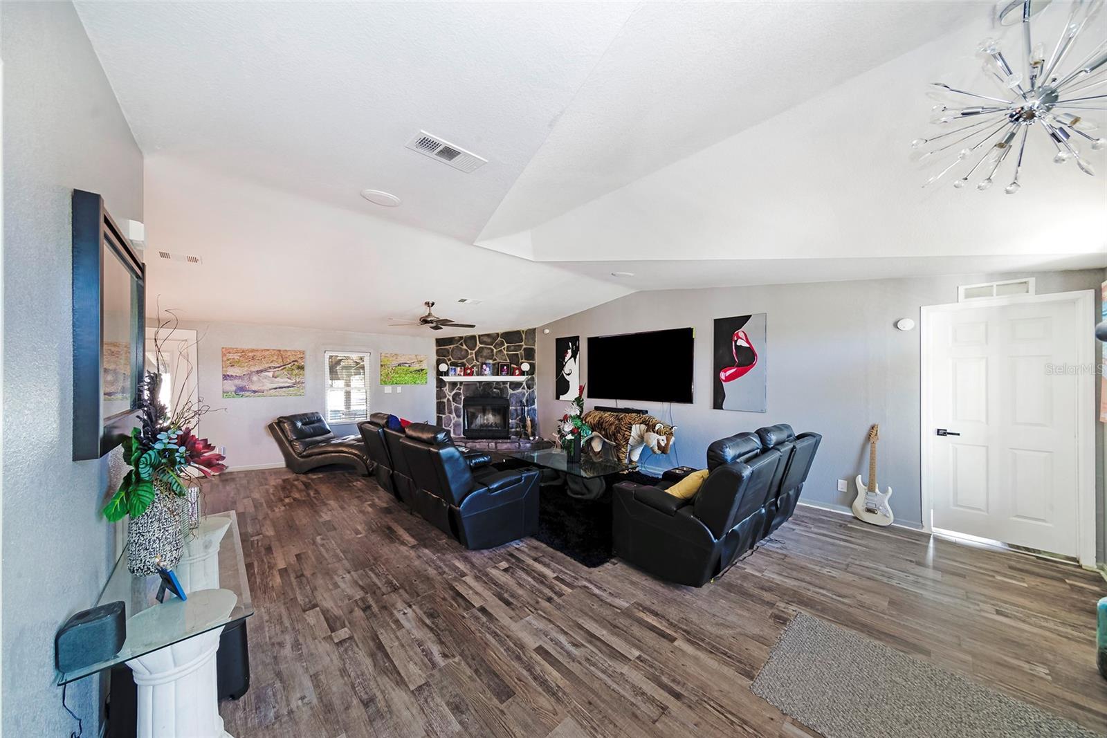 SUNNY HIGHLANDS SUB - Residential