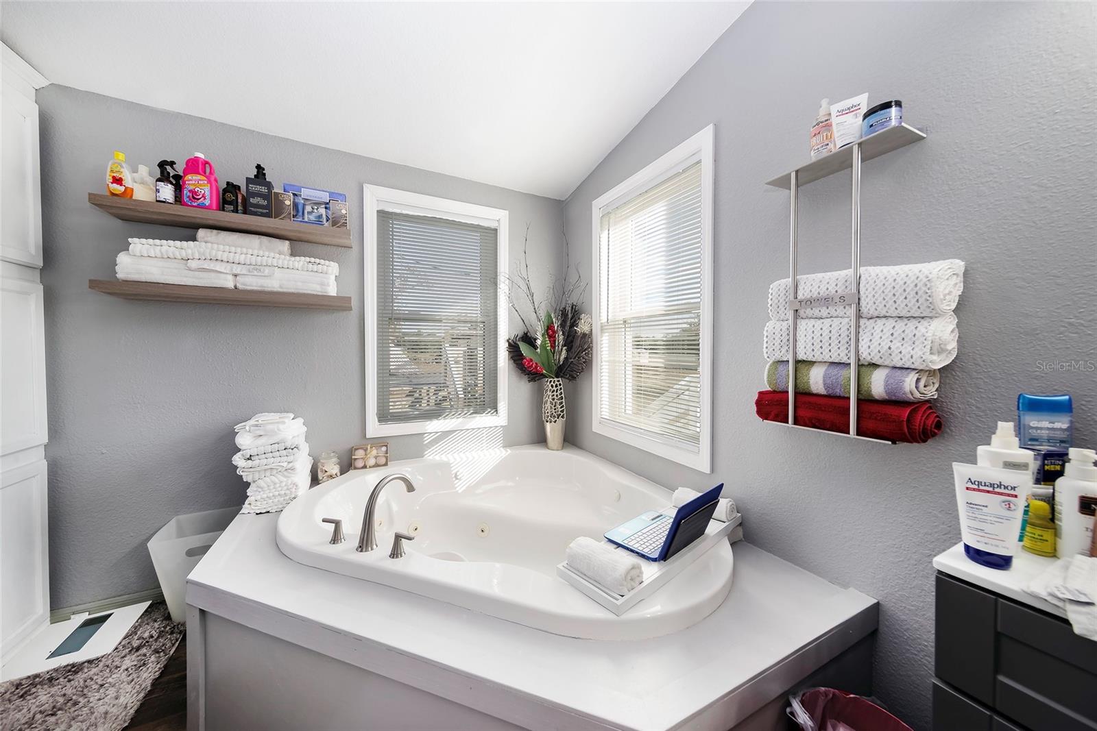 SUNNY HIGHLANDS SUB - Residential