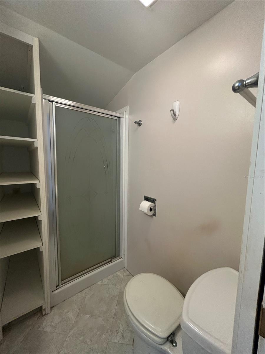 SADDLEBAG LAKE - Residential