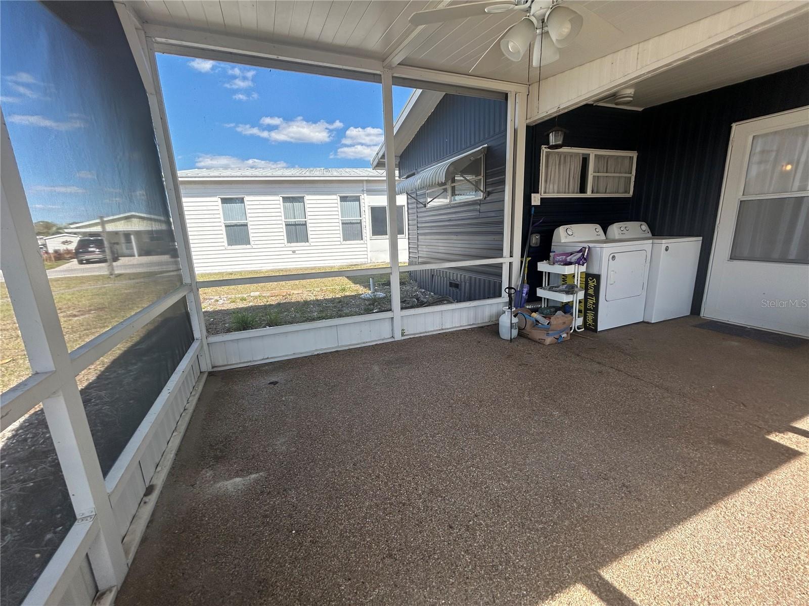 SADDLEBAG LAKE - Residential