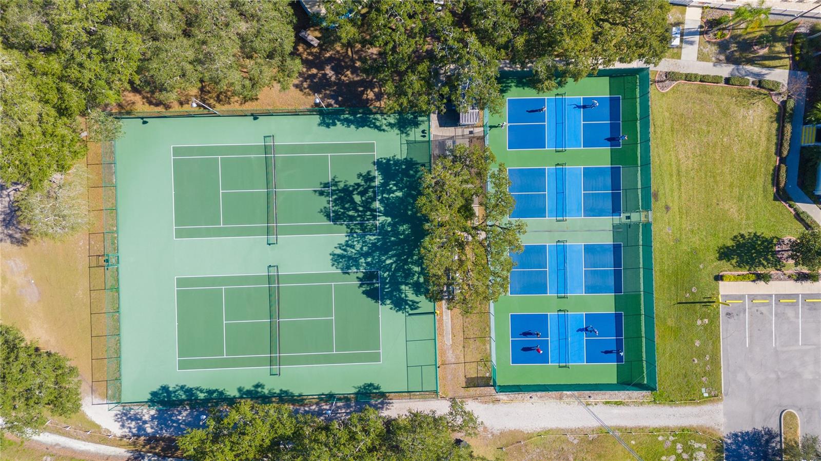 SADDLEBAG LAKE - Residential