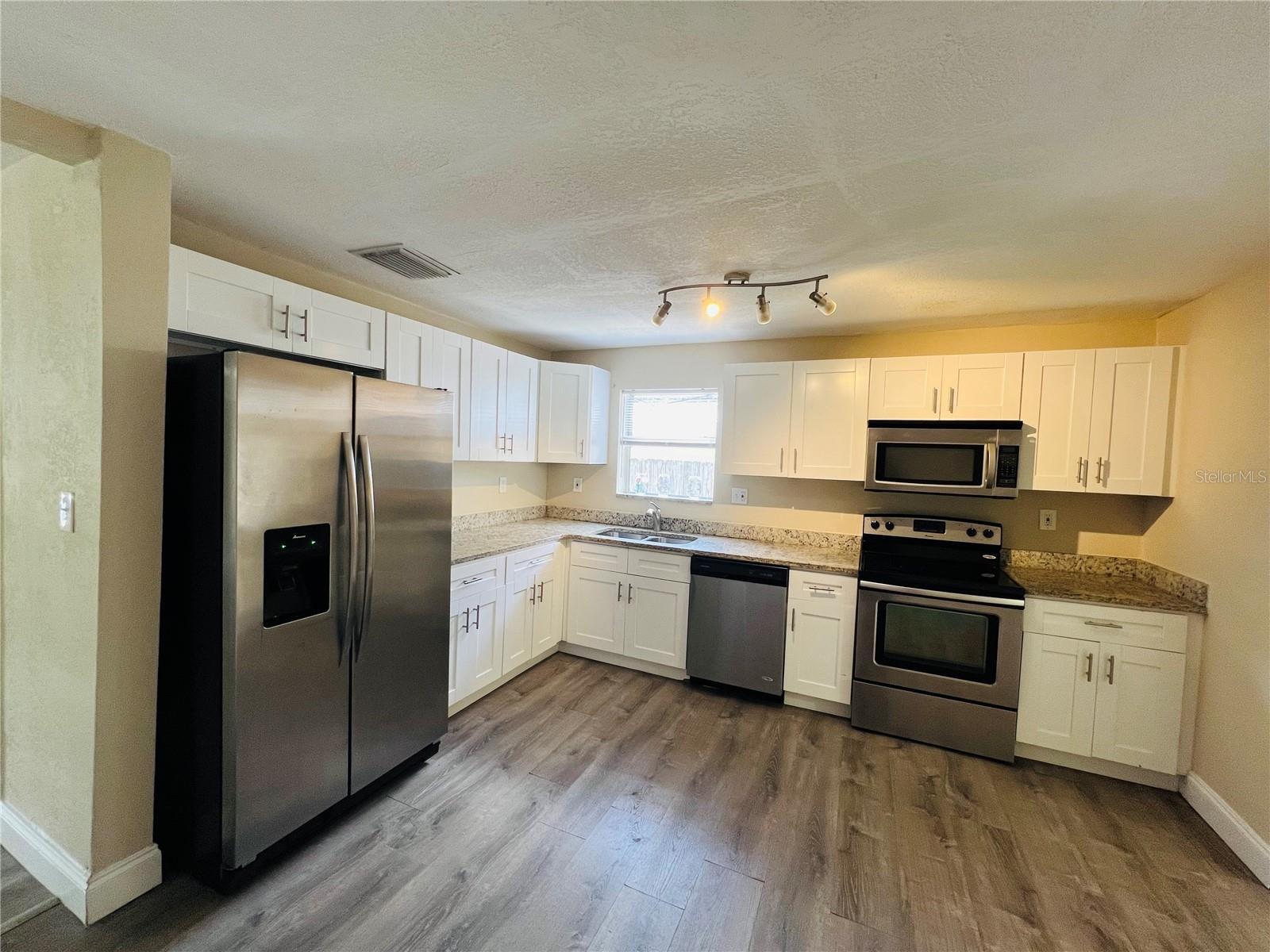 GULF TO BAY GARDENS - Residential