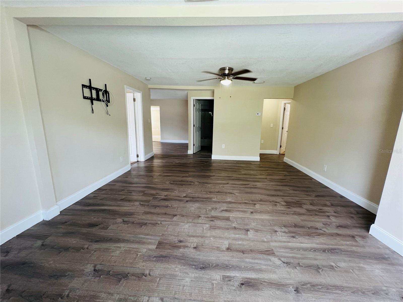 GULF TO BAY GARDENS - Residential