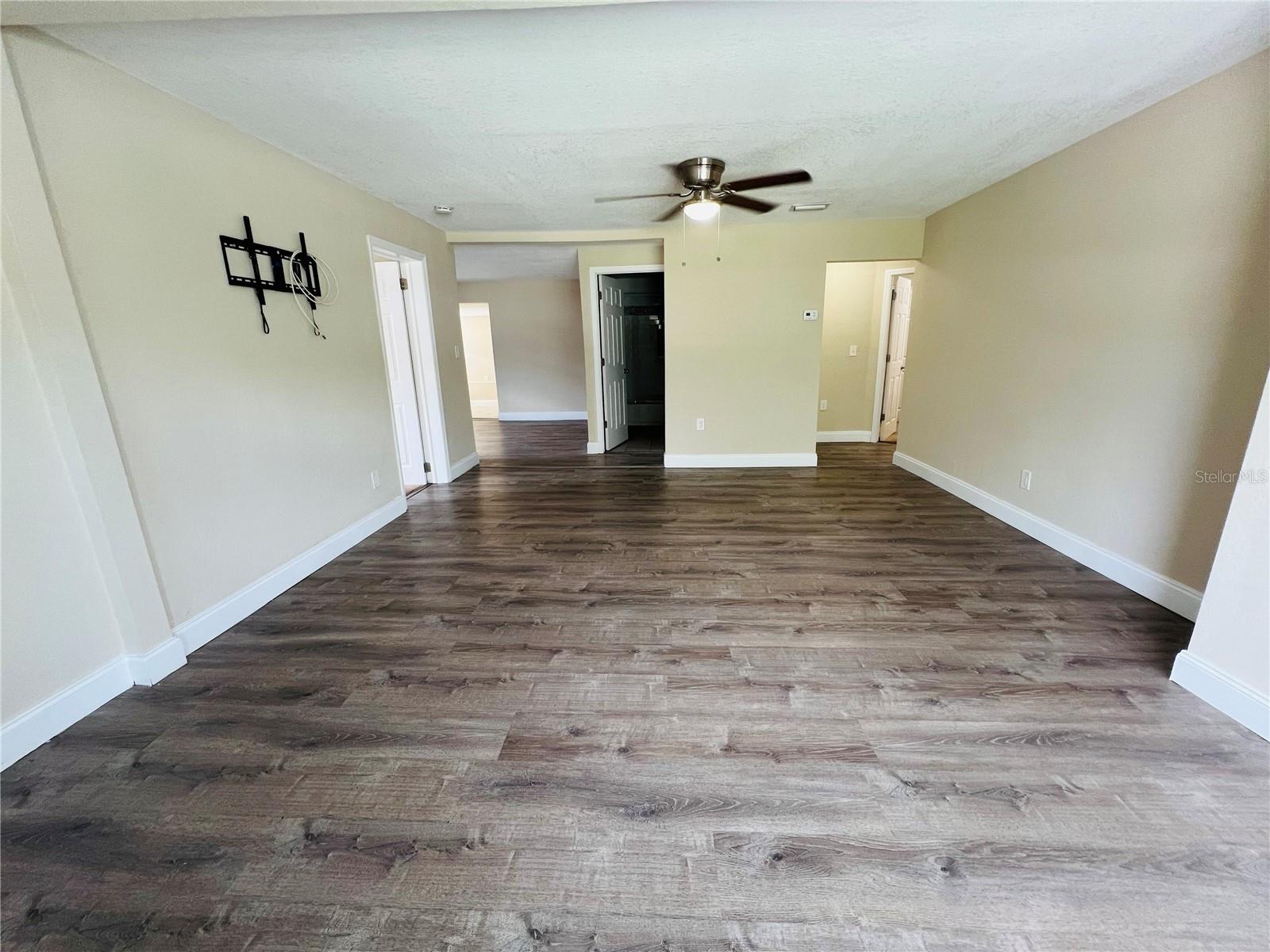 GULF TO BAY GARDENS - Residential