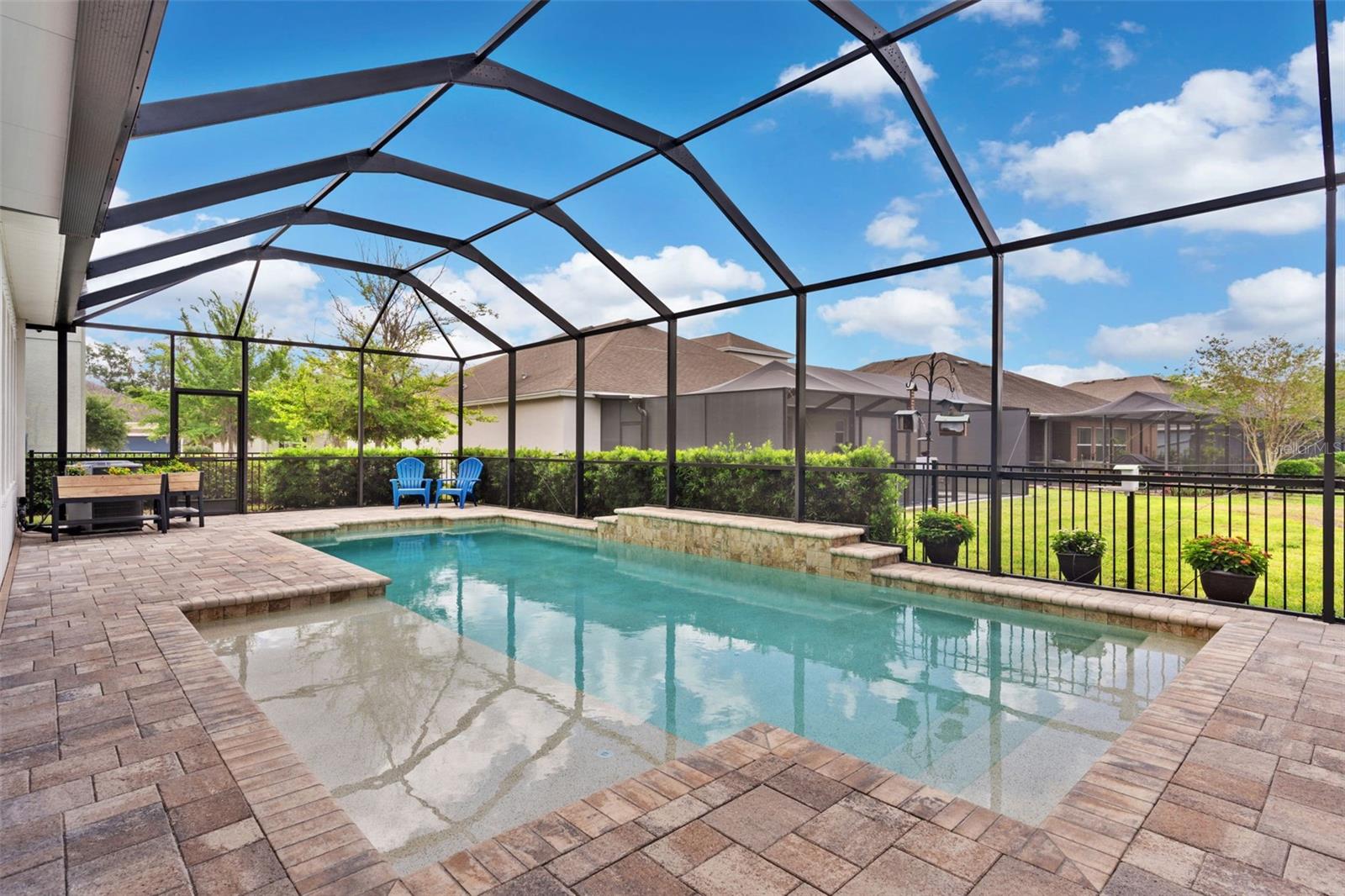 1106 TRACEY ANN LOOP