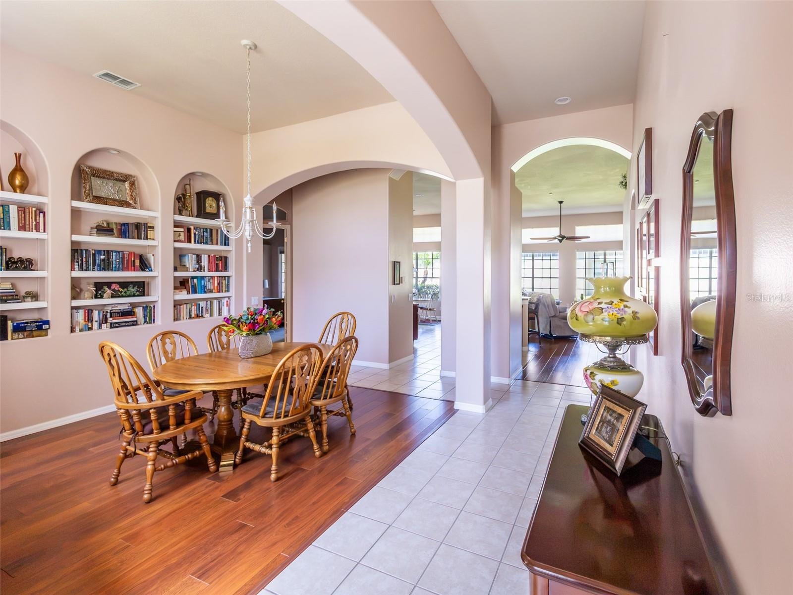 1733 BRIDGETS COURT